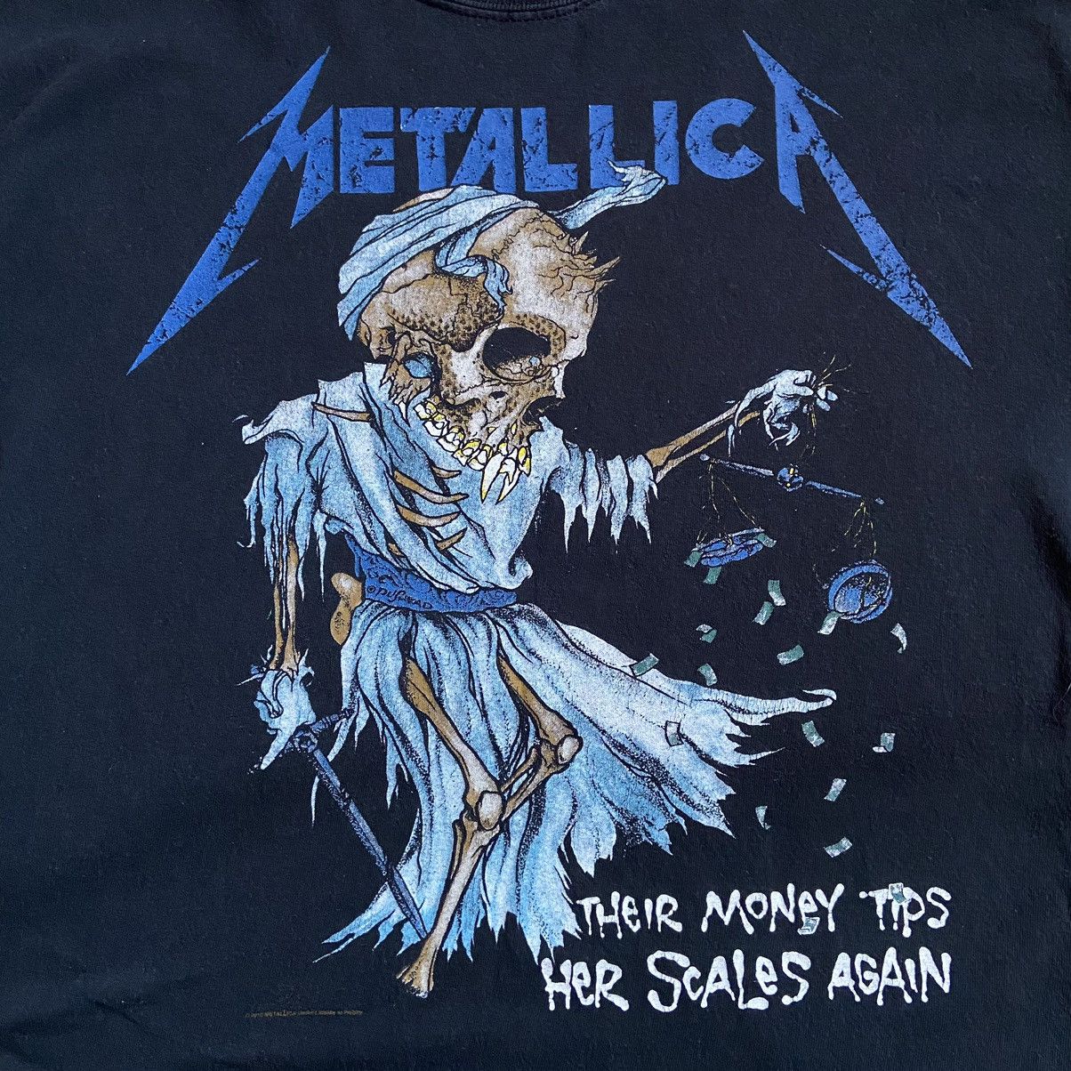 Band Tees × Metallica × Vintage 📌 Vintage Metallica 2000s “Their money tips her scales” Tee Size US L / EU 52-54 / 3 - 4 Thumbnail