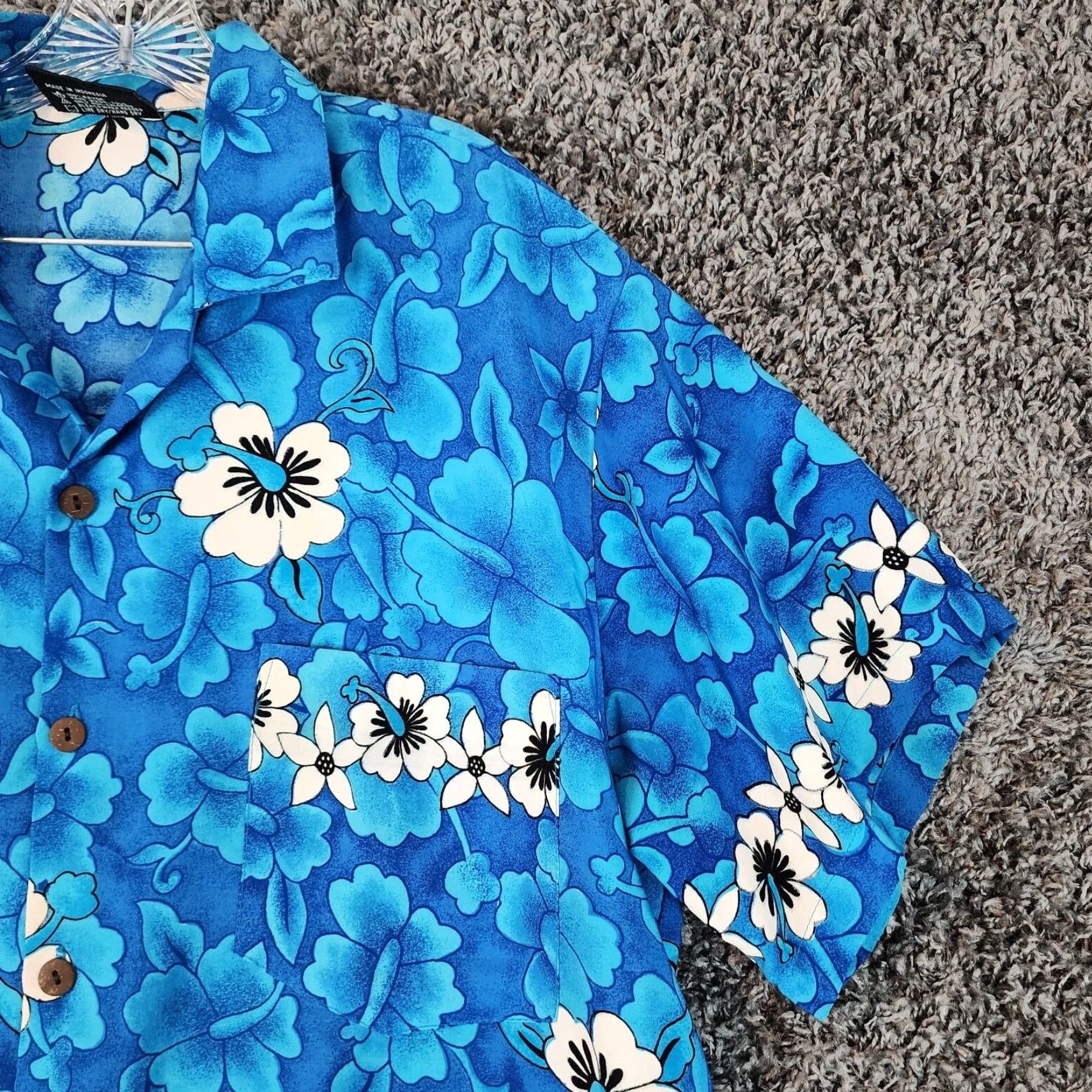 Vintage Uluwatu Shirt Adult XL Blue Hawaiian Floral Short Sleeve Button-Up Mens Size US 36 / EU 52 - 3 Thumbnail