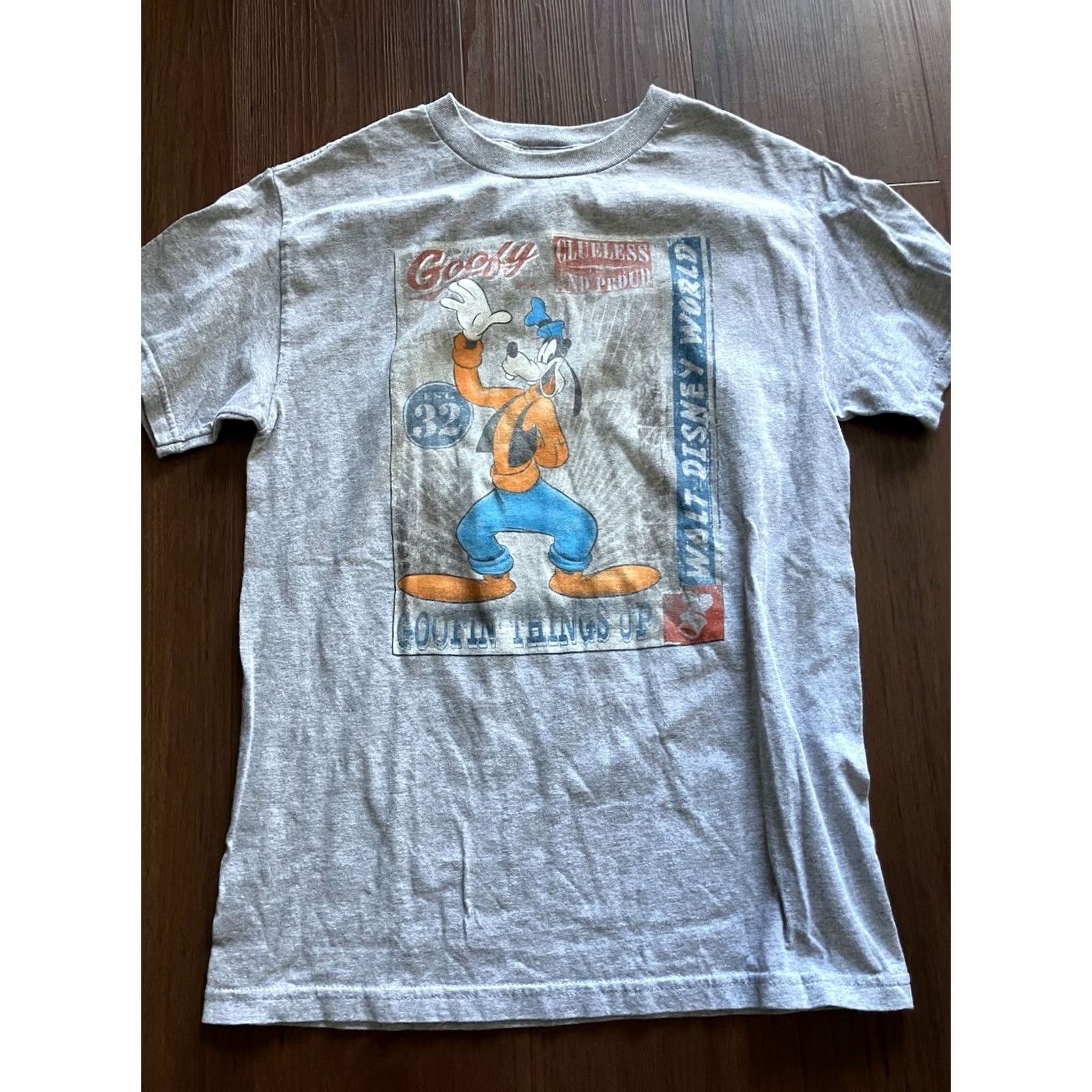 Disney Walt Disney World Goofy Est 32’ Goofin’ Things Up Short Sleeve Shirt S Gray Goofy Disney Shirt Mens Size US S / EU 44-46 / 1 - 2 Thumbnail