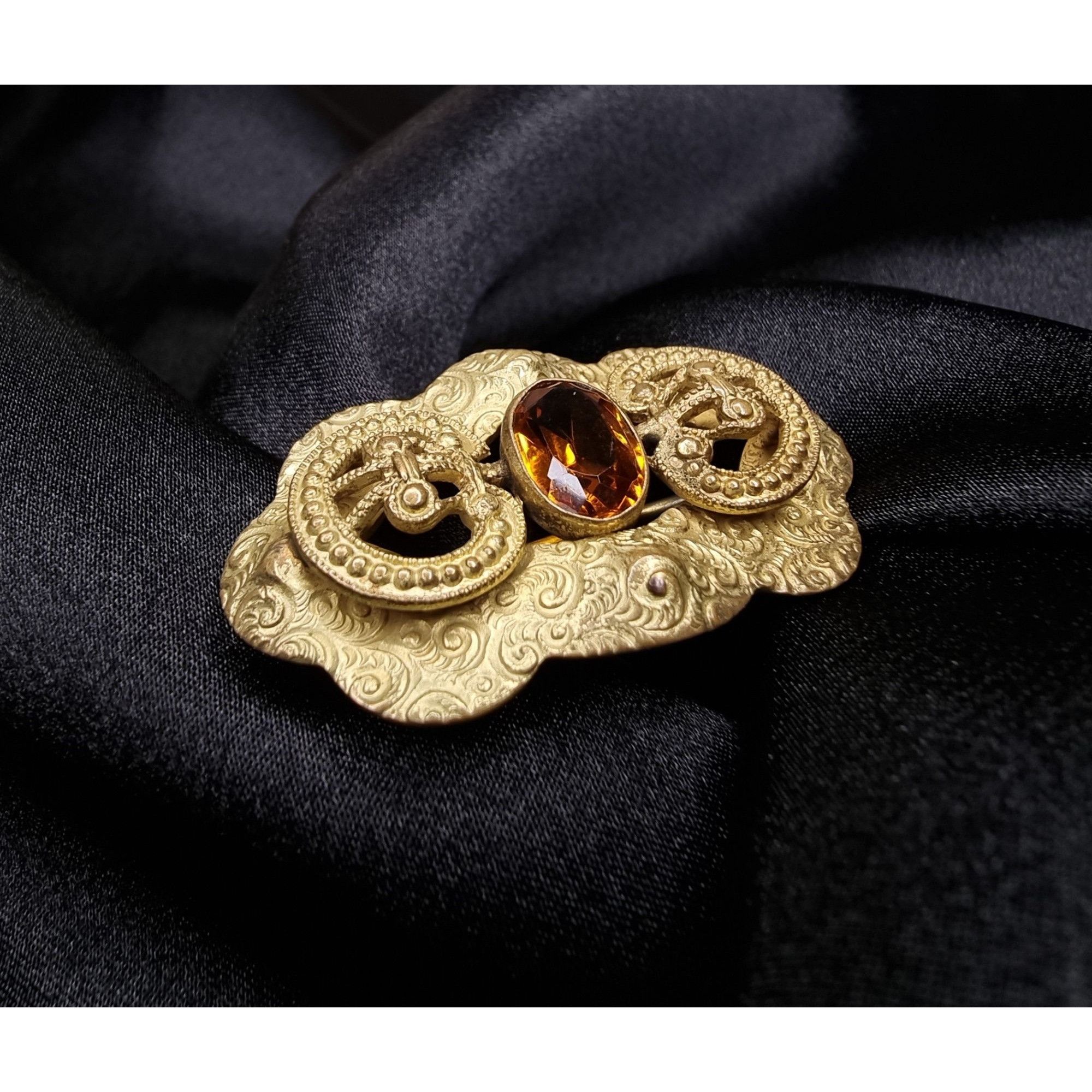 Vintage Antique Victorian Ornate Gold-Tone Brooch With Amber Glass G Size ONE SIZE - 4 Thumbnail