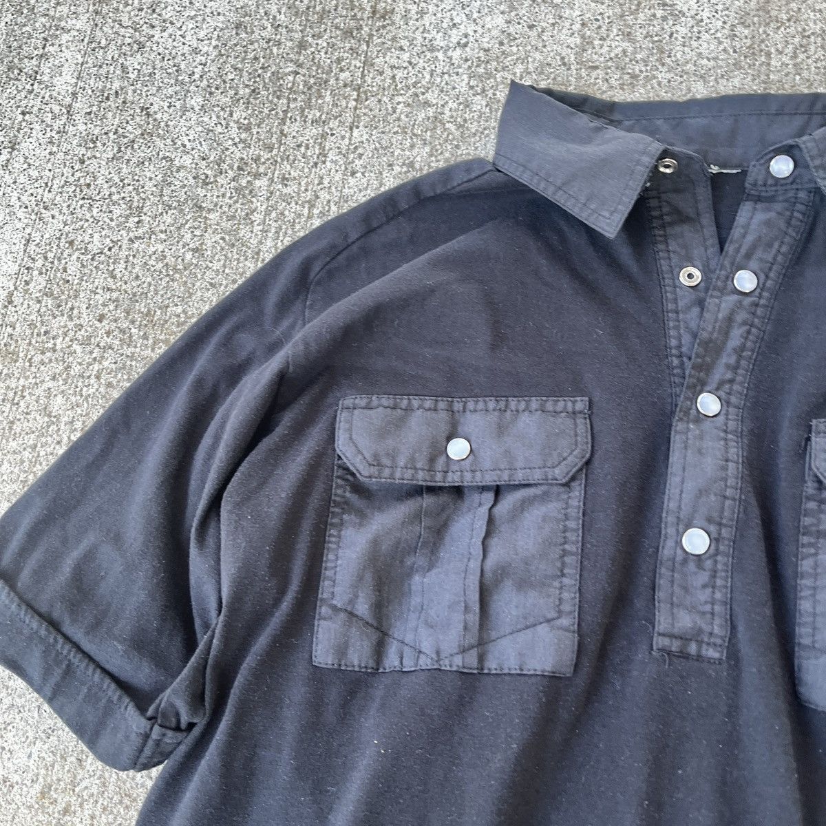 Vintage Vintage Black Double Pocket Polo Shirt Size L Size US L / EU 52-54 / 3 - 3 Thumbnail