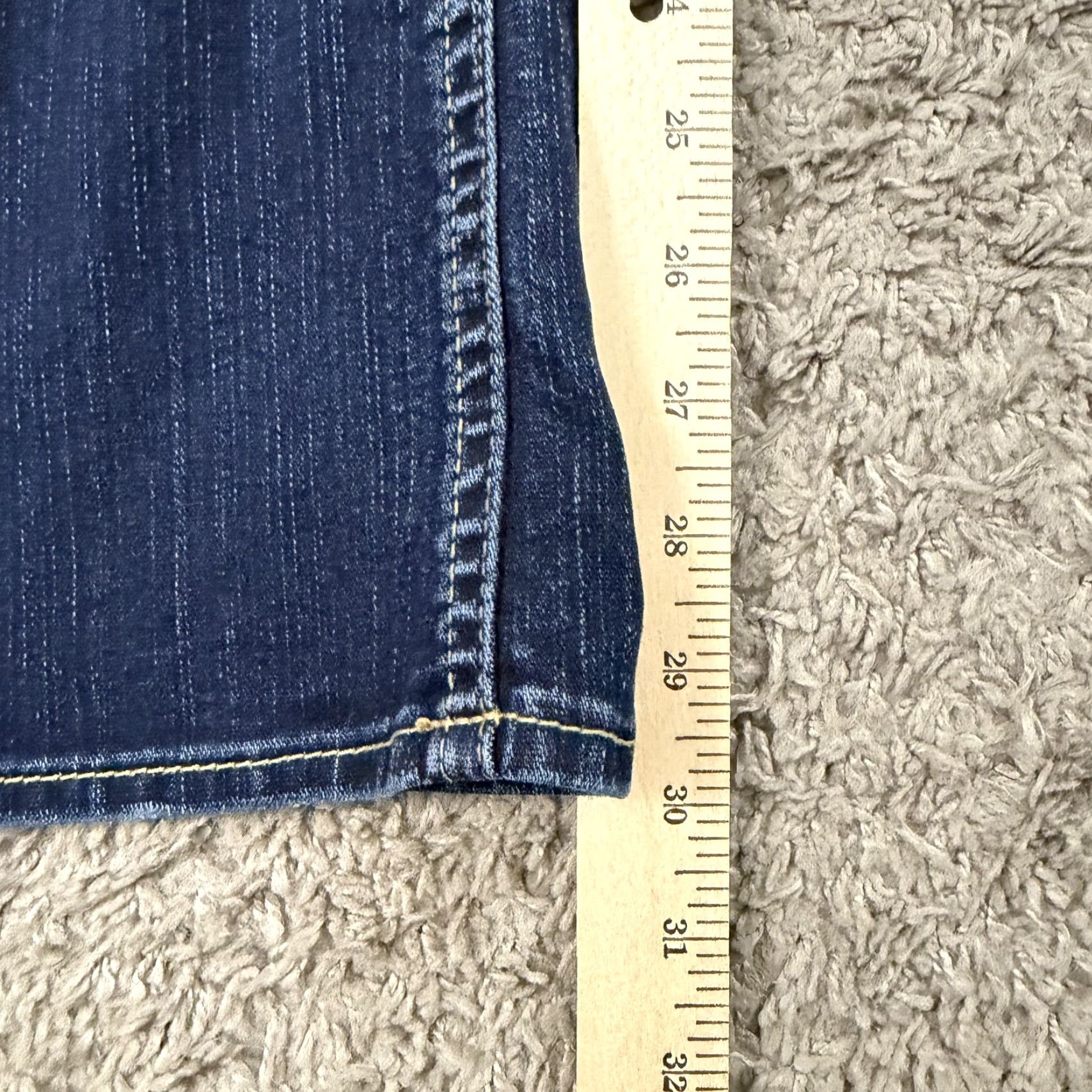 Silver Jeans Women 27 Boot Cut Low Rise Dark Wash Stretch Denim Suki 26x30