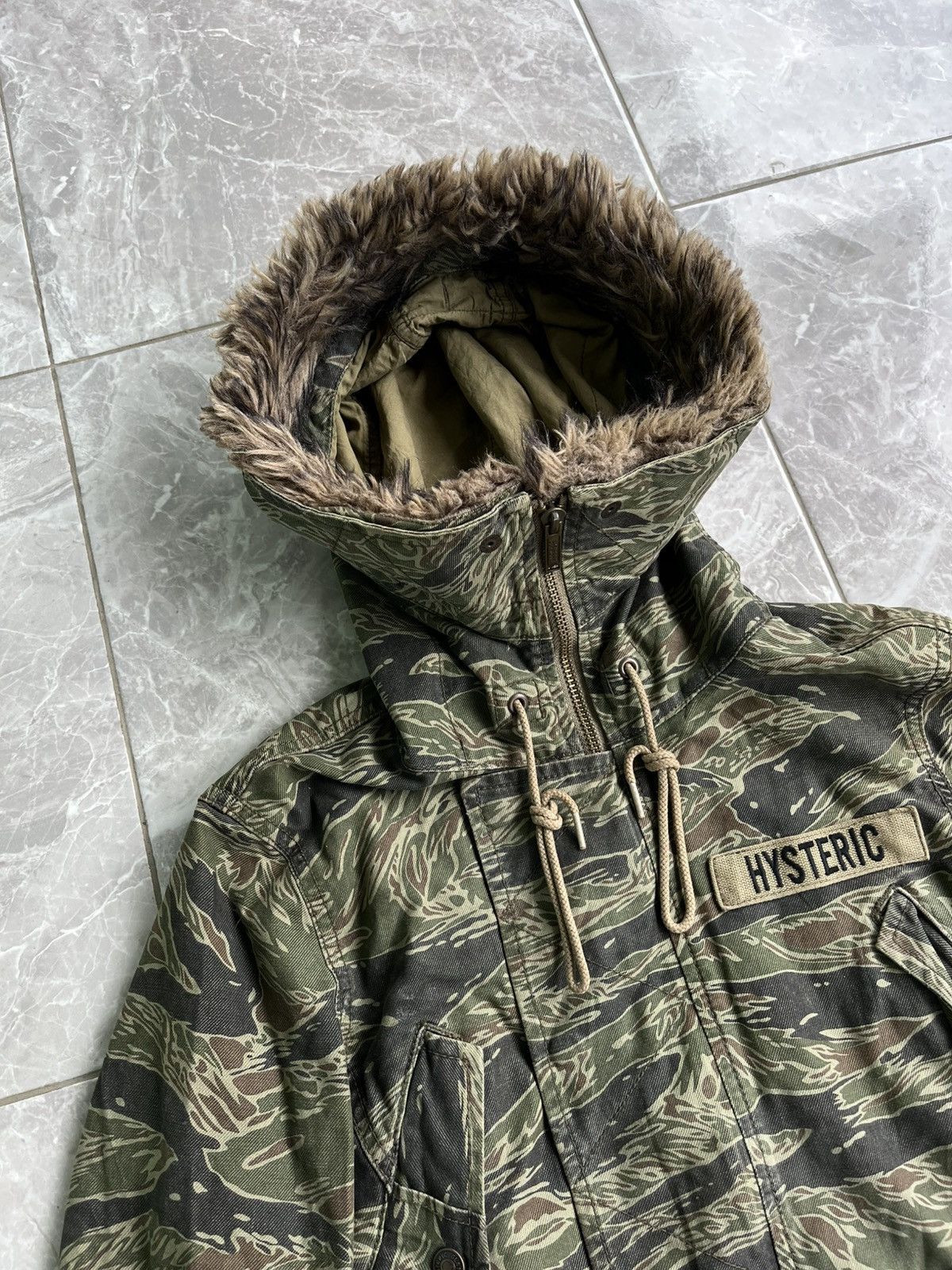 Hysteric Glamour Hysteric Glamour Parka Fur Camo Jacket Size US S / EU 44-46 / 1 - 6 Thumbnail