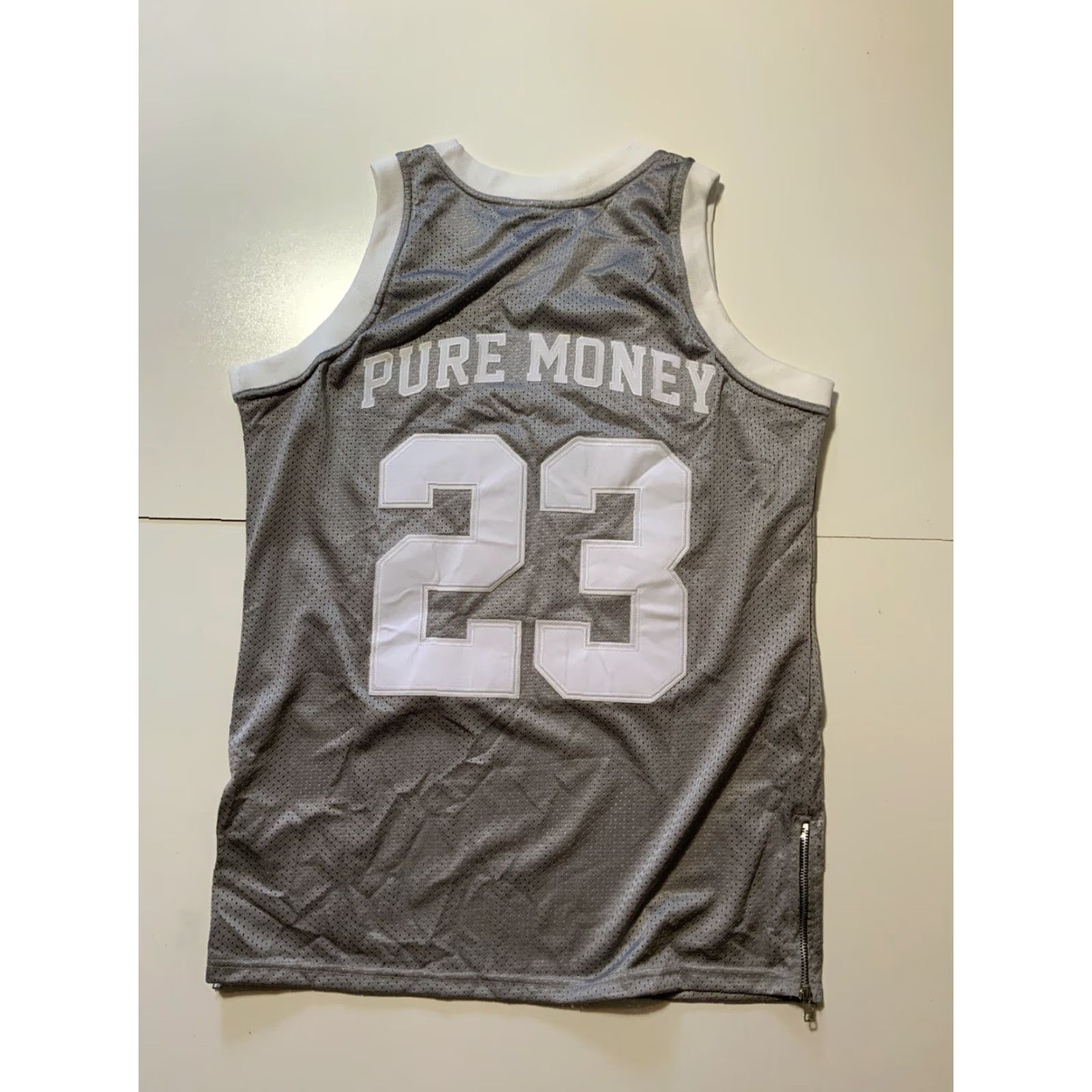 Jordan Brand VINTAGE Sneak Gallery Laced Up Retro 4 Michael Jordan Pure Money Chicago Jersey XL Mens Gray Size US XL / EU 56 / 4 - 3 Thumbnail
