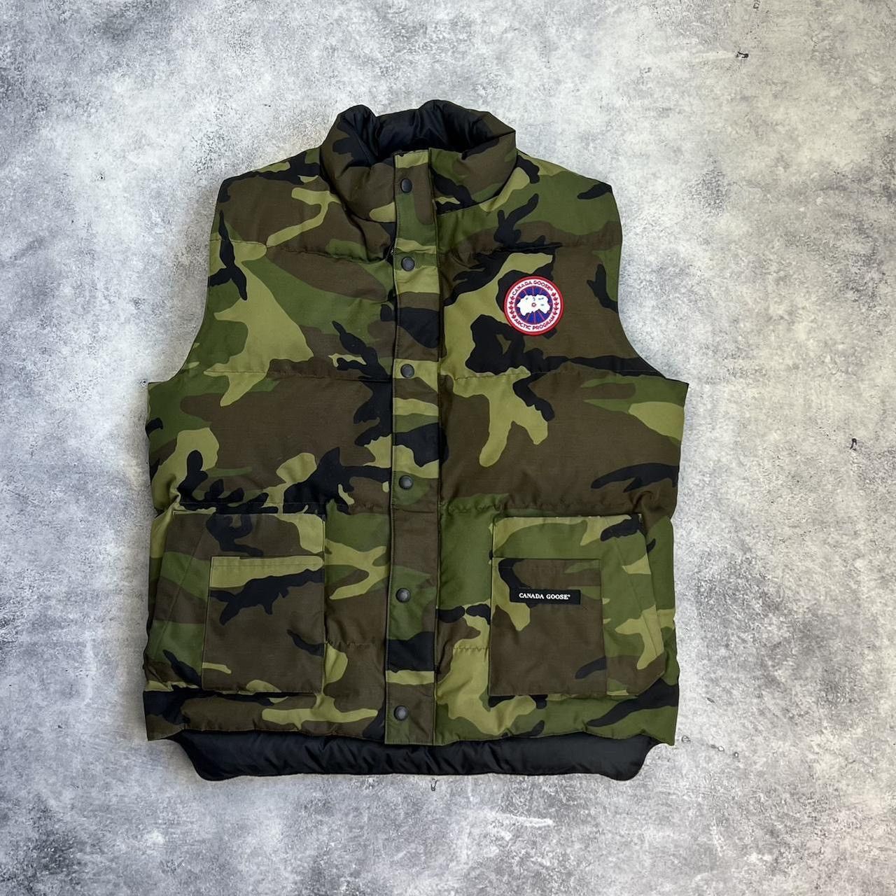 Canada goose camo body warmer best sale