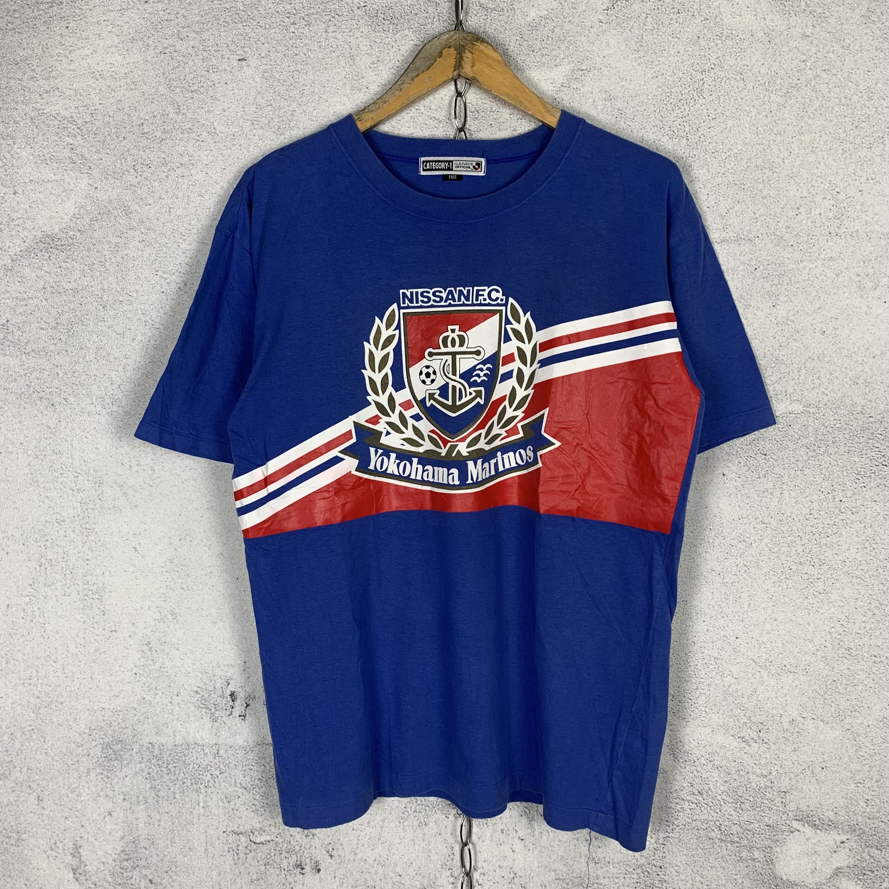 Vintage Yokohama Marinos Nissan FC Tshirt Size US M / EU 48-50 / 2 - 1 Thumbnail