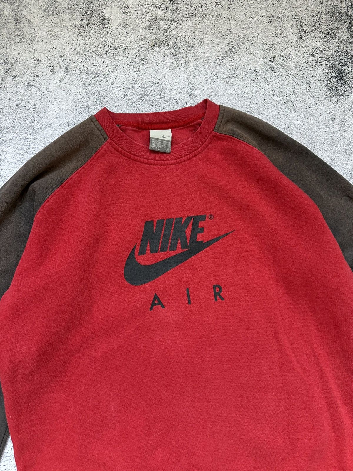 Nike Vintage Nike Red Sweatshirt Air Centre Logo Size US M / EU 48-50 / 2 - 6 Thumbnail