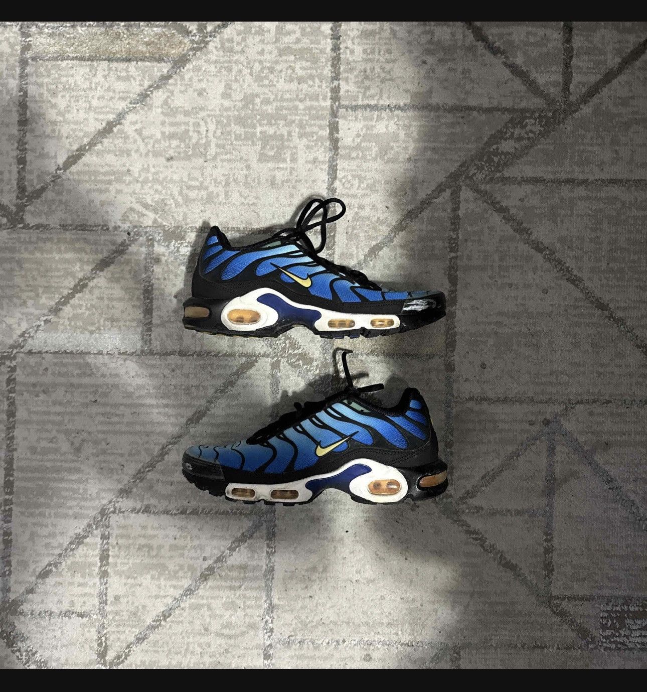 Nike Nike Men's Air Max Plus Hyper Blue OG Retro Size US 10 / EU 43 - 1 Thumbnail