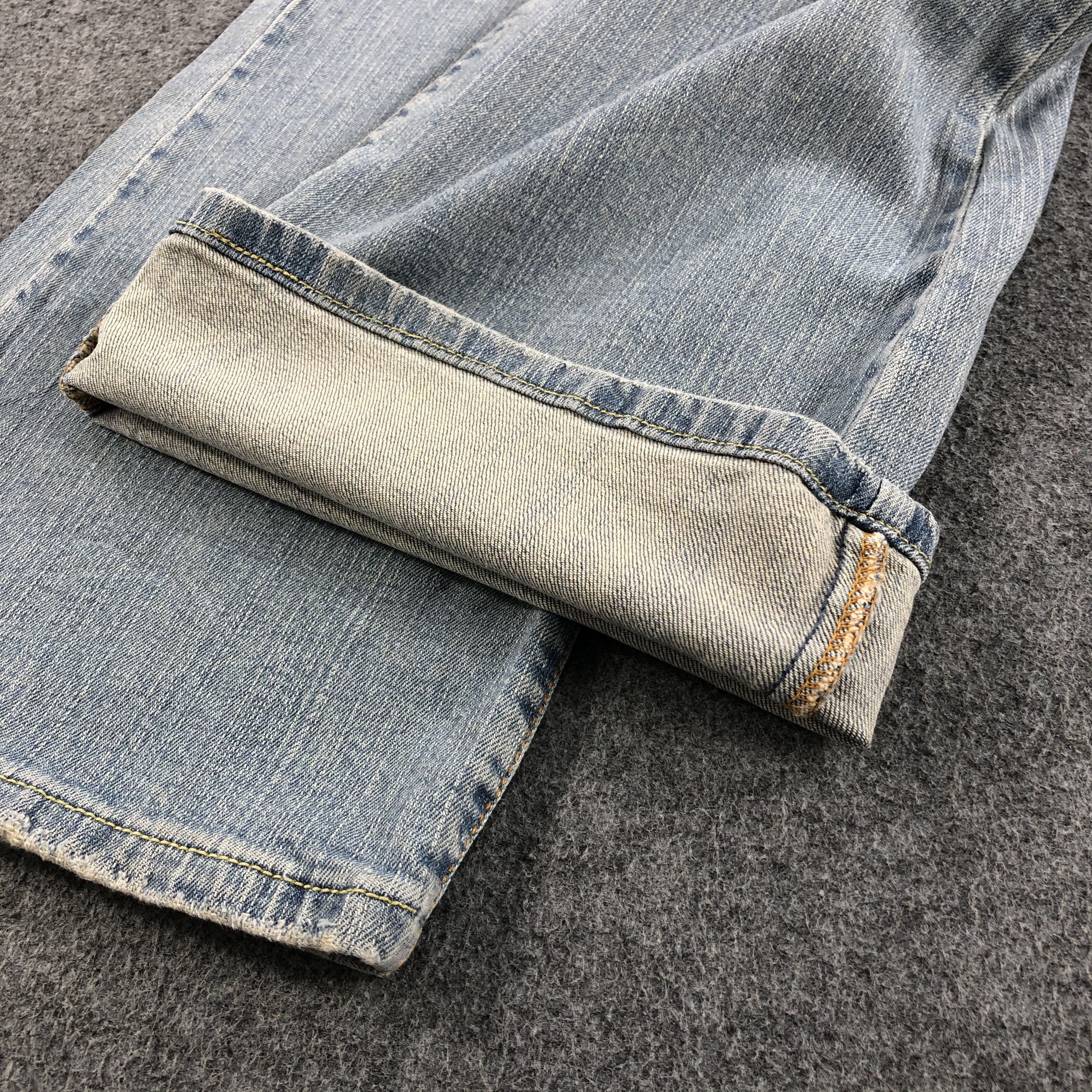 Levi's Vintage Light Wash Levis 518 Jeans-J1670 Size US 39 - 7 Thumbnail