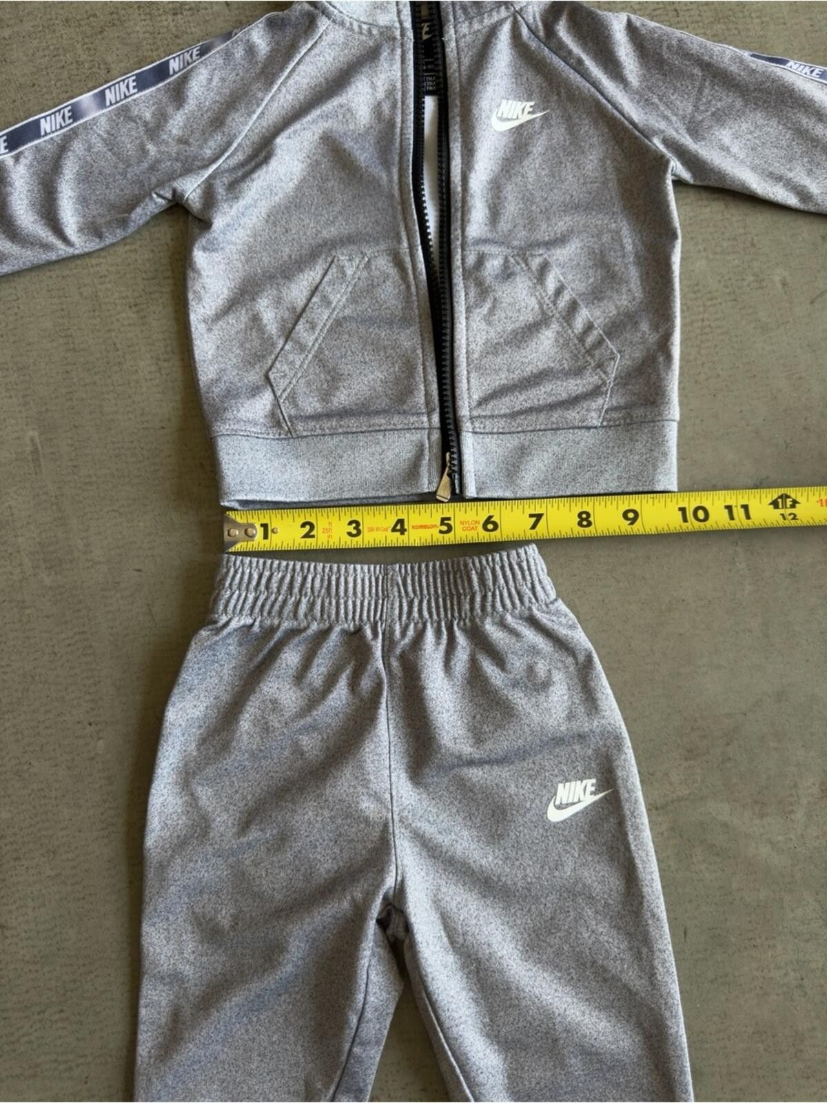Nike Nike / 2pc Tracksuit Set / Logo Tape 12M / Gray Size ONE SIZE - 6 Thumbnail