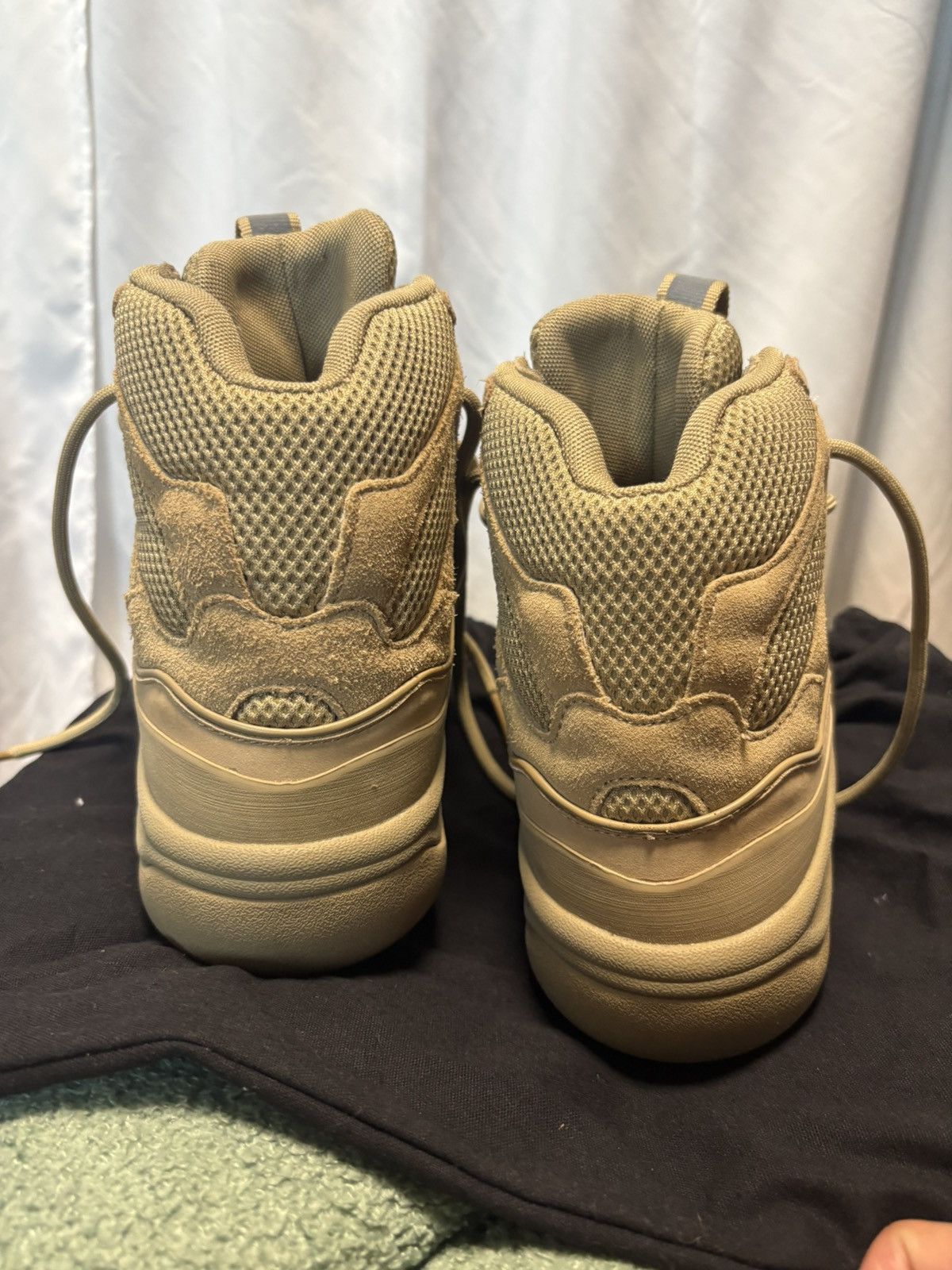 Yeezy 2019 Yeezy Wmns Season 7 Desert Boot 'Taupe' Size US 7.5 / IT 37.5 - 5 Thumbnail
