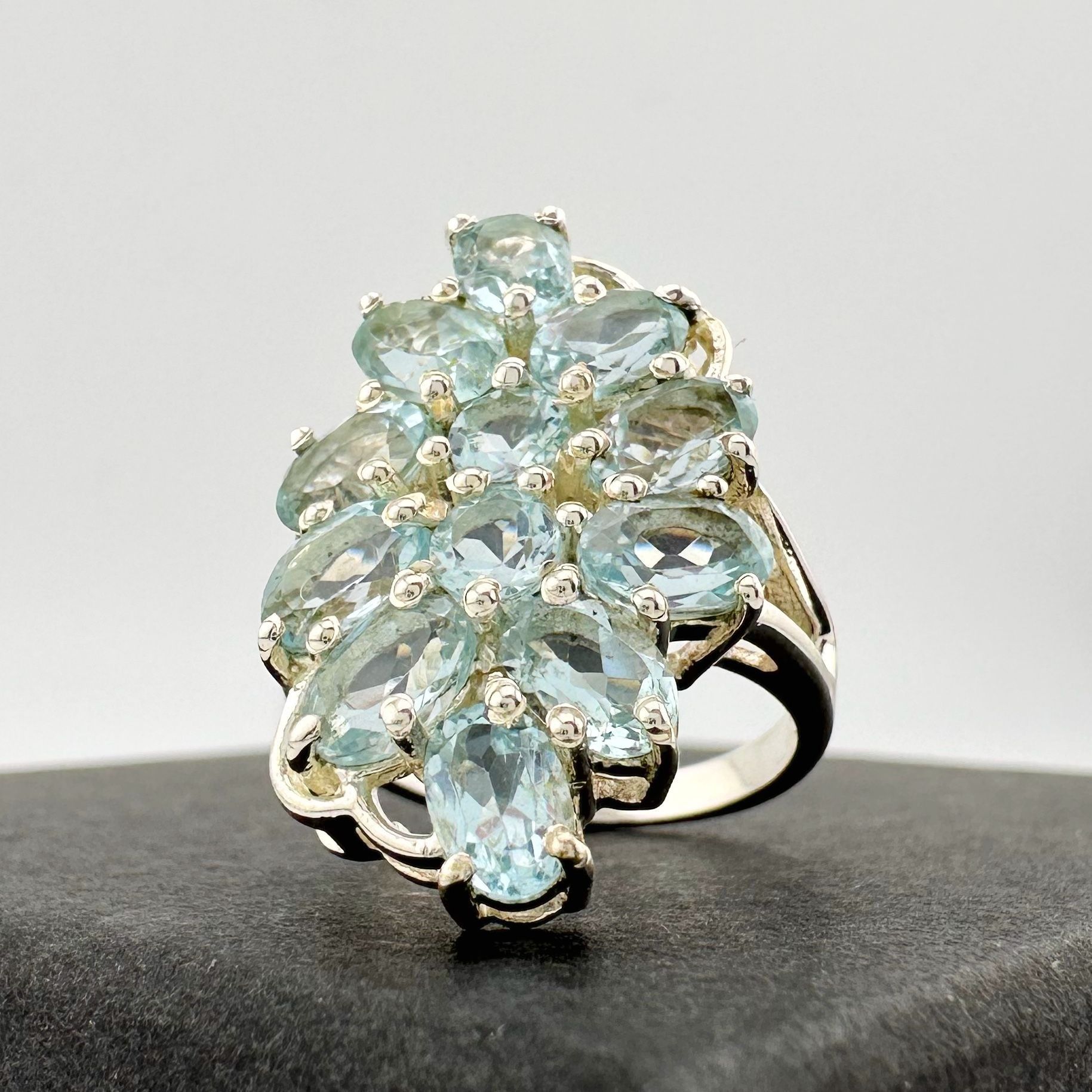 Other Stunning 5.78 ct Blue Topaz Shimmering Waterfall Ring Sz 6.5 Size ONE SIZE - 13 Thumbnail