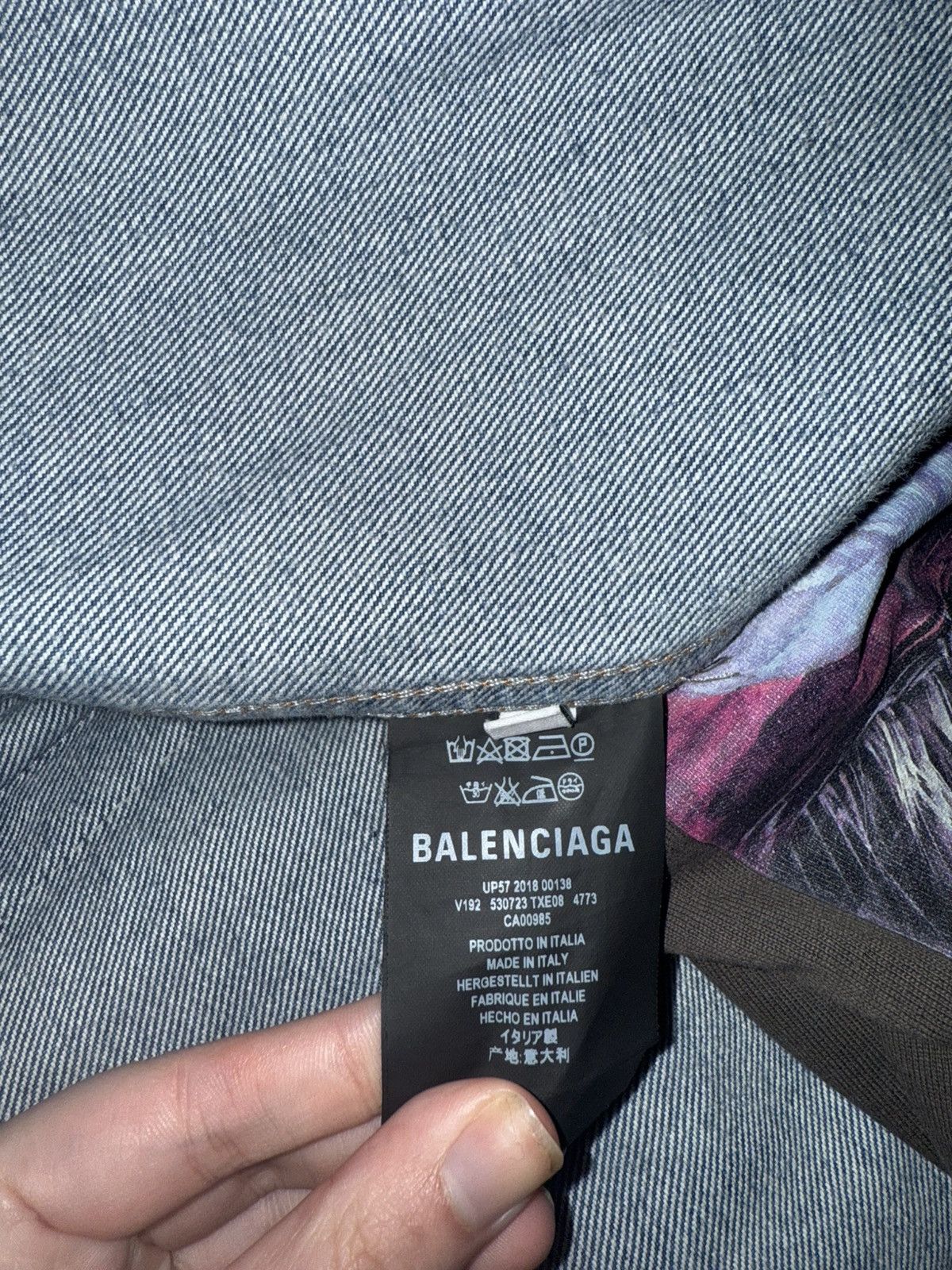Balenciaga Balenciaga Oversized Graffiti Jacket Size XS / US 0-2 / IT 36-38 - 9 Thumbnail