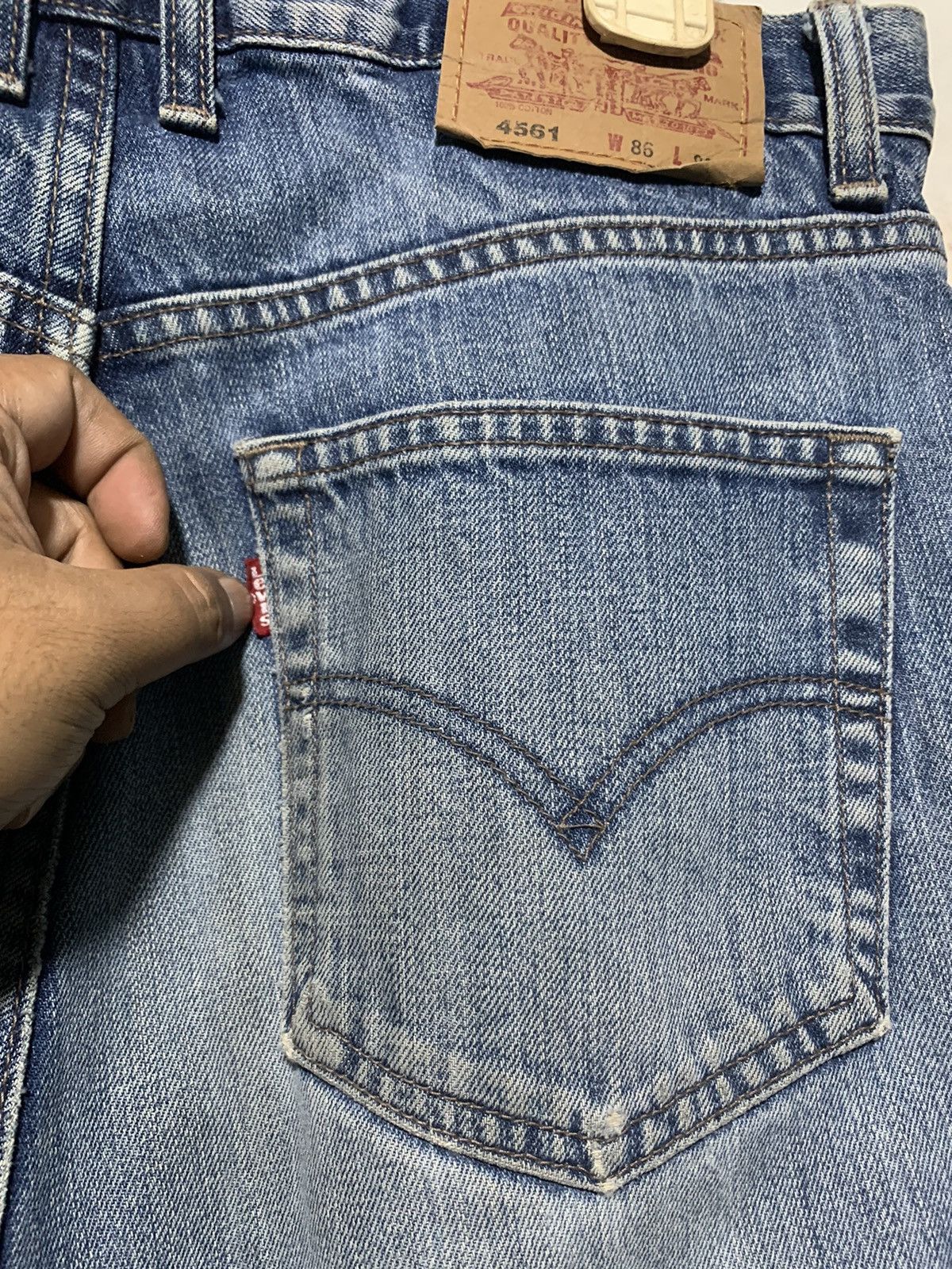 Levi's Vintage Clothing Vintage Levi’s Baggy Jeans Size US 33 - 5 Thumbnail