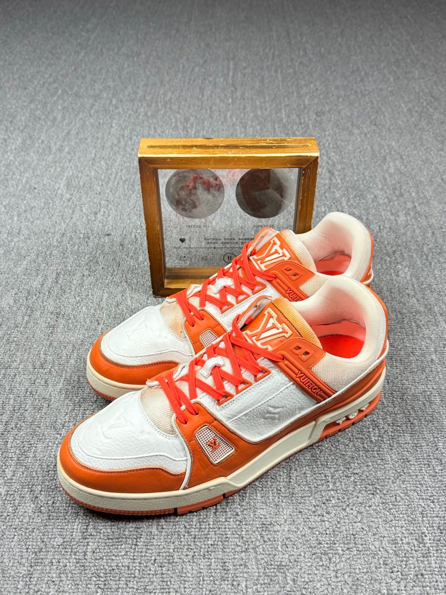 Louis Vuitton Louis Vuitton Training White Lowtop Sneakers 10 Men Size US 10 / EU 43 - 1 Thumbnail