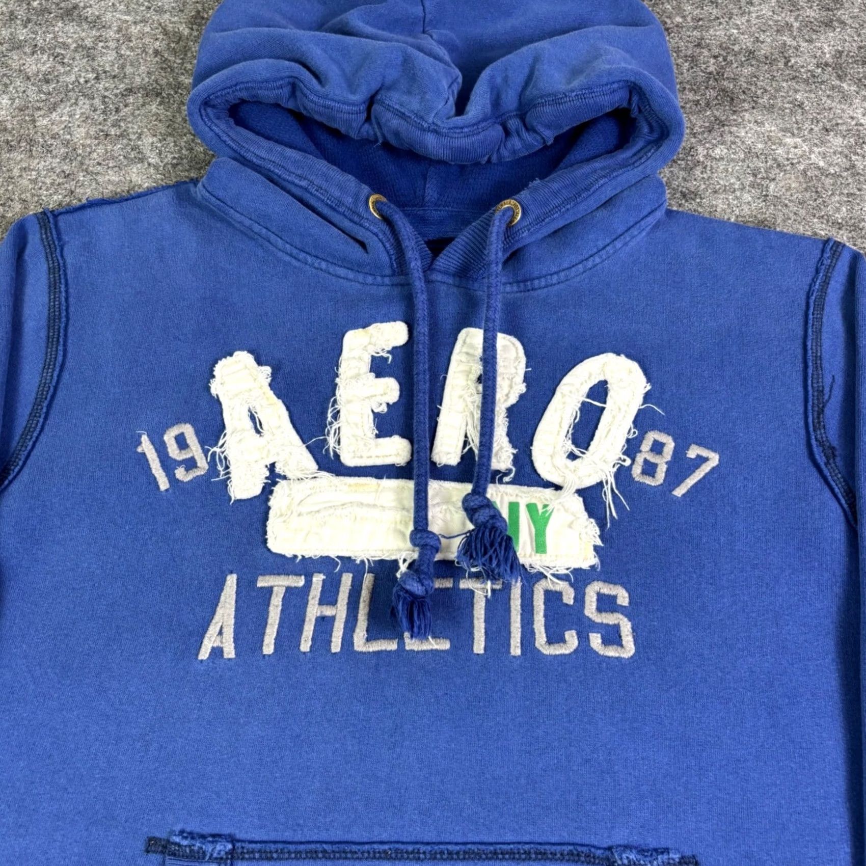 Aeropostale Aeropostale Hoodie Mens L Blue Athletics Distressed Graphic Pullover Size US L / EU 52-54 / 3 - 7 Thumbnail