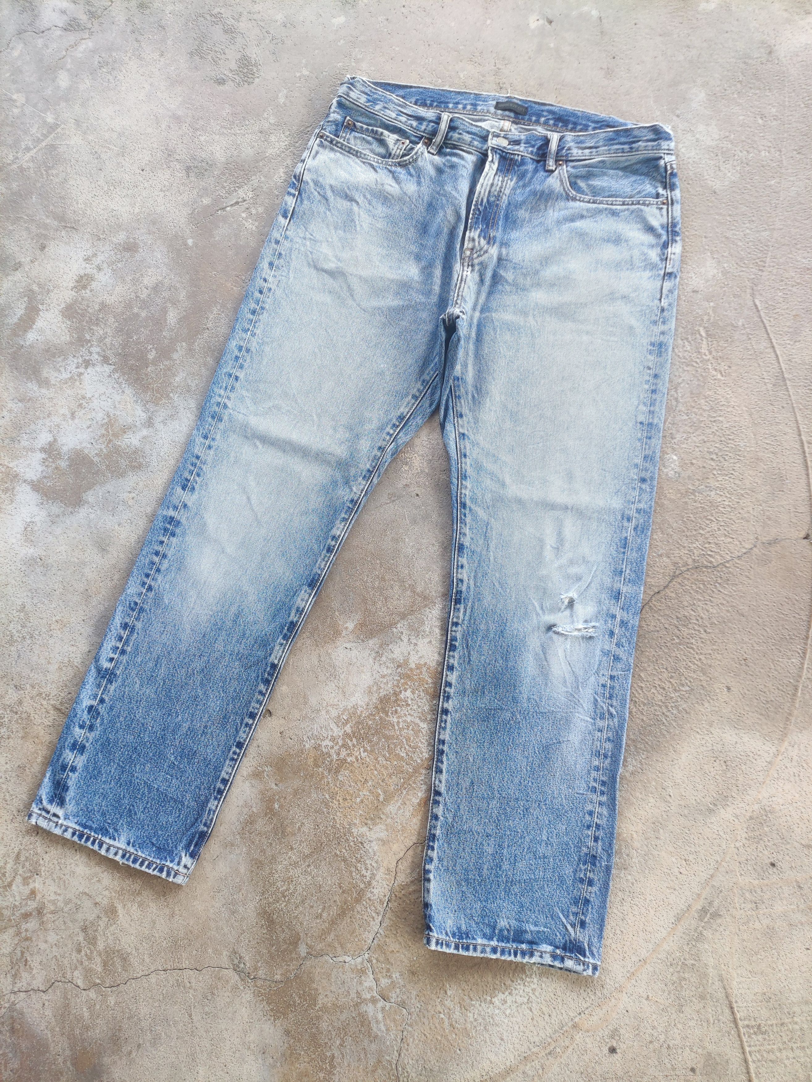Japanese Brand Vintage Japanese Brand Faded Distressed Denim Pants Size US 36 / EU 52 - 2 Thumbnail