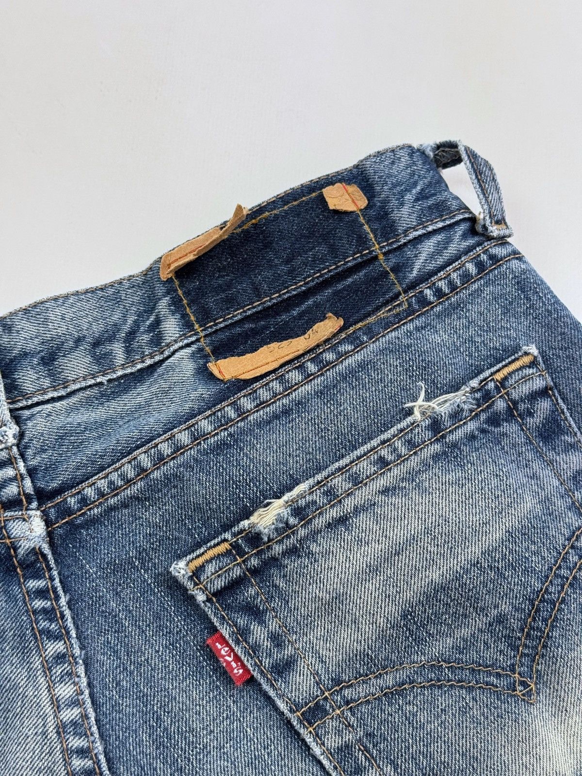 Levi's Y2K Vintage Levi’s 529 Distressed Flared Women’s Jeans Size 30" / US 8 / IT 44 - 17 Thumbnail