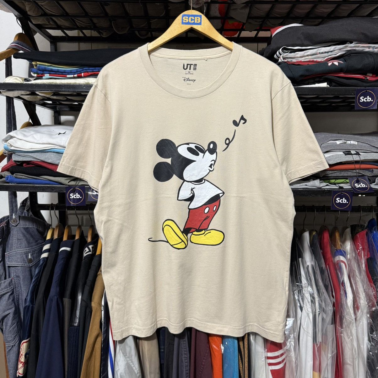 Uniqlo Uniqlo x disney mickey mouse tshirt Size US XL / EU 56 / 4 - 1 Thumbnail