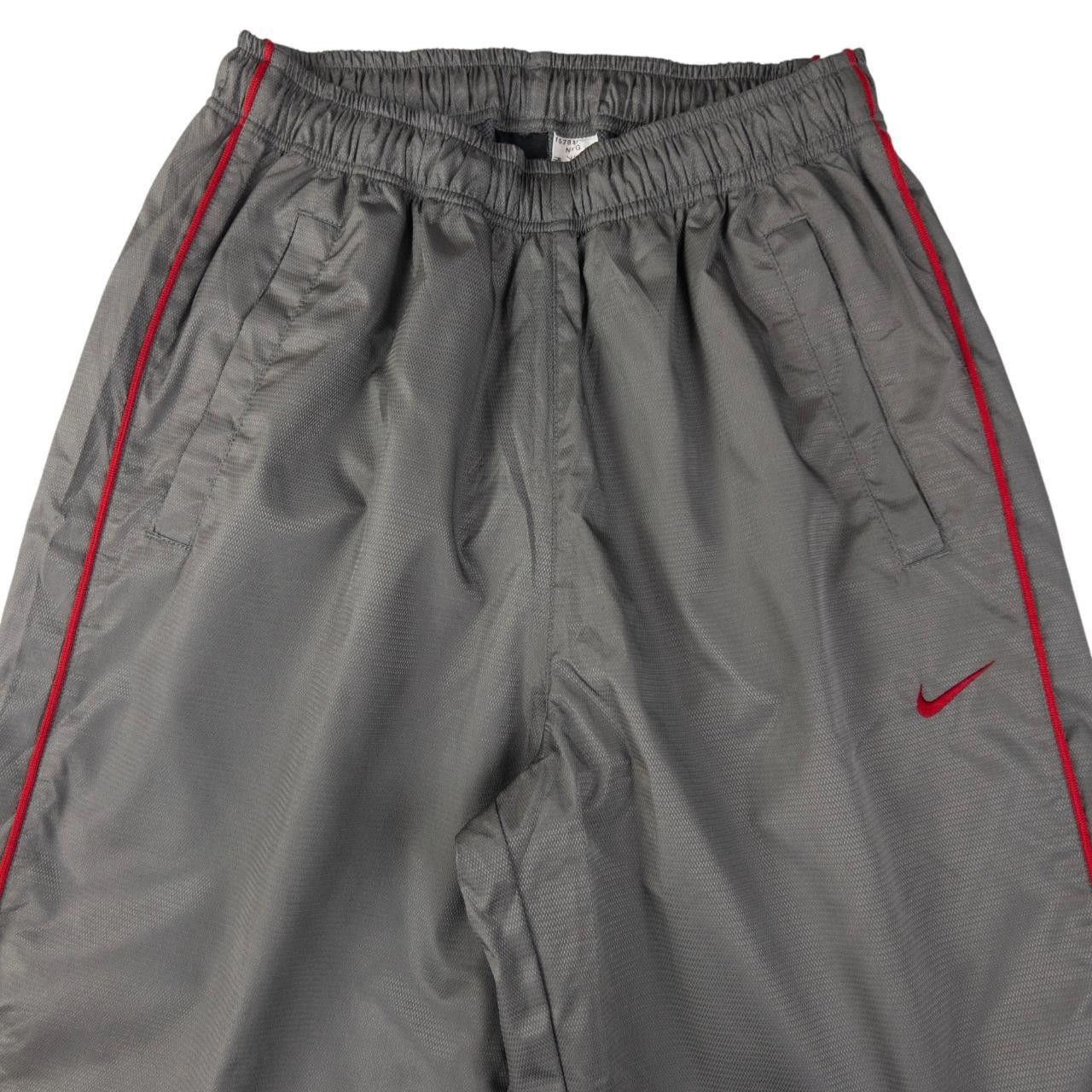 Nike Vintage Nike Tracksuit Bottoms Size S Size US 30 / EU 46 - 1 Thumbnail