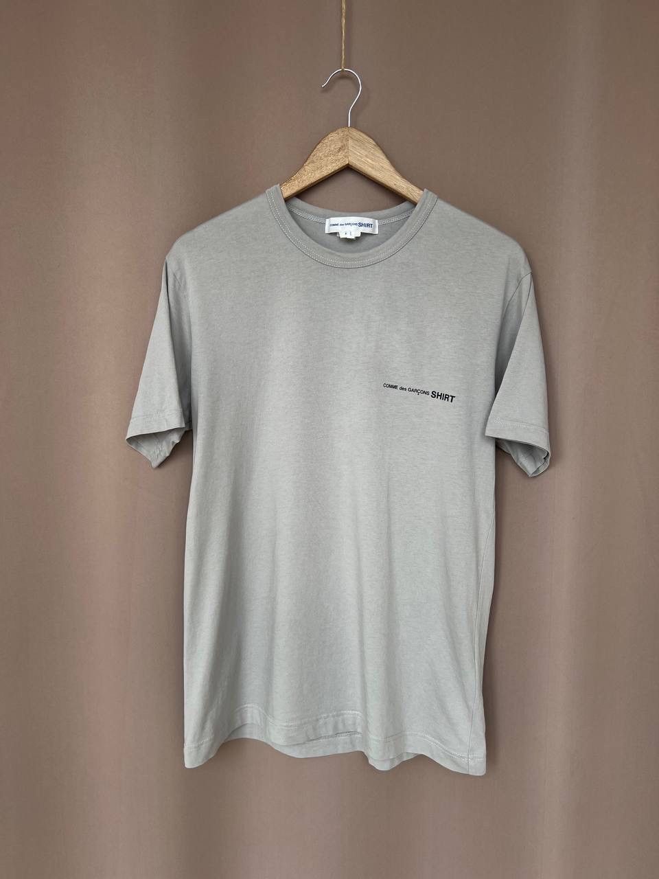 Comme des Garcons Comme Des Garcons Logo-Print T-Shirt Mens Size L Basic Logo Size US L / EU 52-54 / 3 - 1 Thumbnail
