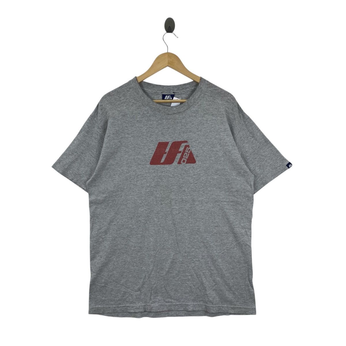 Vintage Vintage Twentyfive 025 Logo Graphic T-Shirt L Madein USA 90s Size US L / EU 52-54 / 3 - 1 Thumbnail