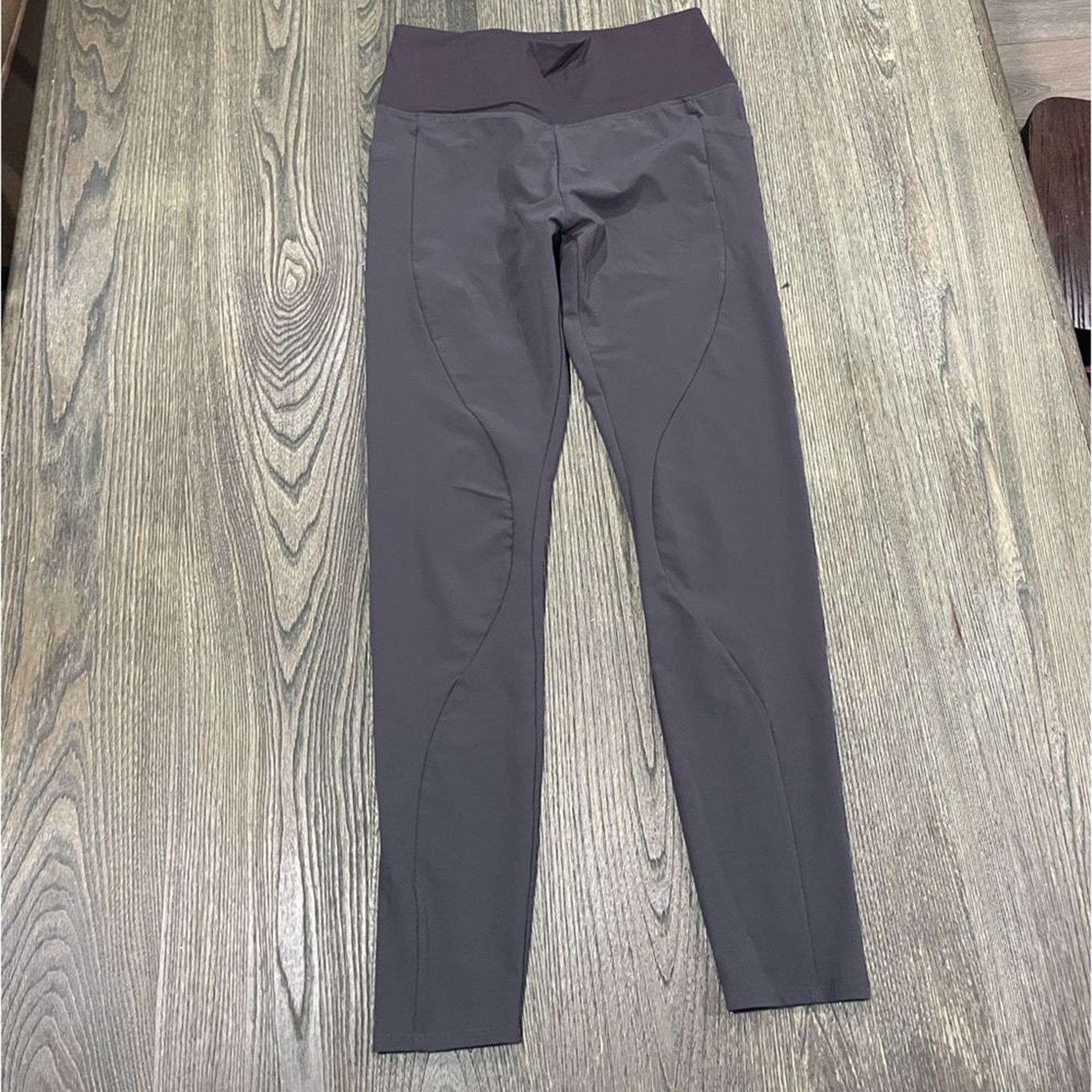 Athleta Athleta Womens Quest Hybrid Hiking Tight Leggings Stretch Size 28" / US 6 / IT 42 - 1 Thumbnail