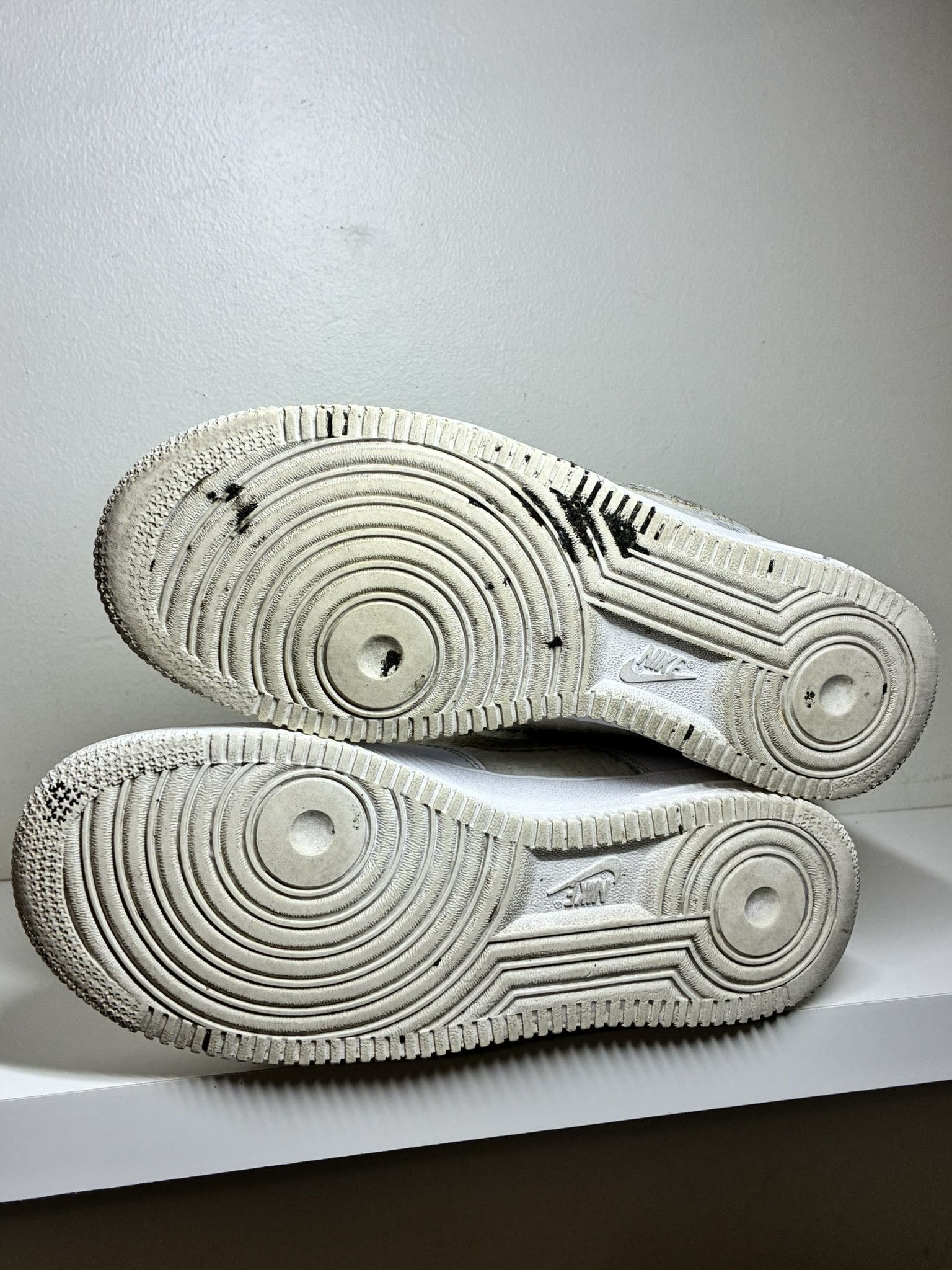 Nike Nike Air Force 1 '07 SE White/Flower Sneakers Women's Size 8 Size US 8 / IT 38 - 6 Thumbnail