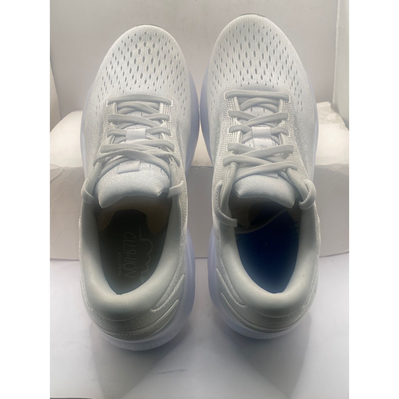Brooks Women's Brooks Ghost 16 1204071B151 White Size US10/EU 42 Size US 10 / IT 40 - 5 Thumbnail