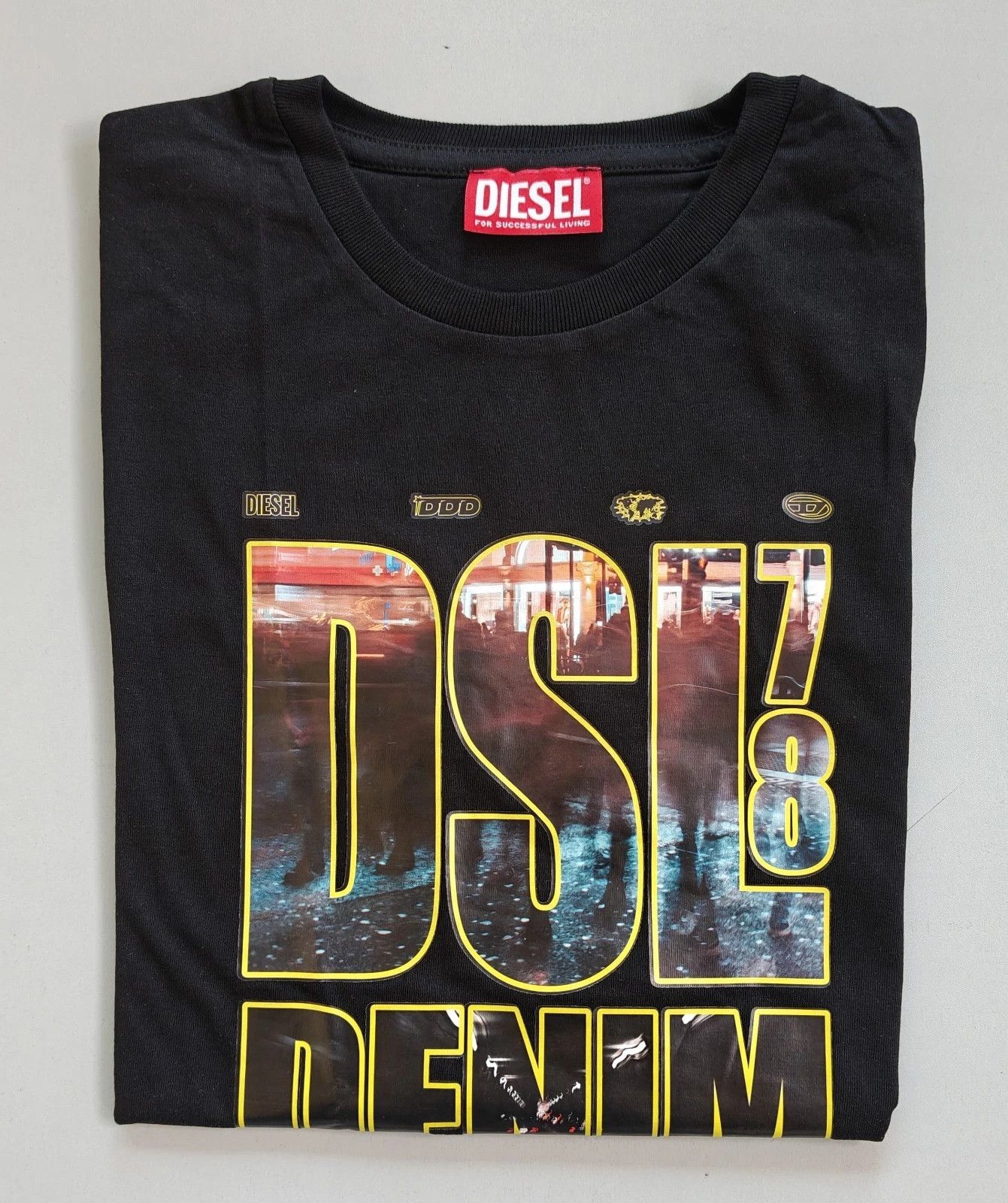 Diesel DIESEL Black T-shirt with DSL 78 Denim print T 4169 Size US S / EU 44-46 / 1 - 1 Thumbnail