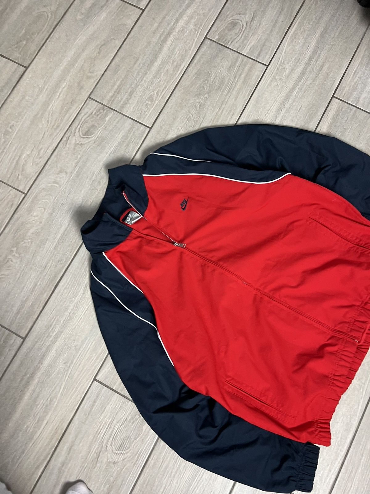 Nike Nike Vintage Jacket Drill Y2K Red Mini Logo❤️ Size US M / EU 48-50 / 2 - 3 Thumbnail
