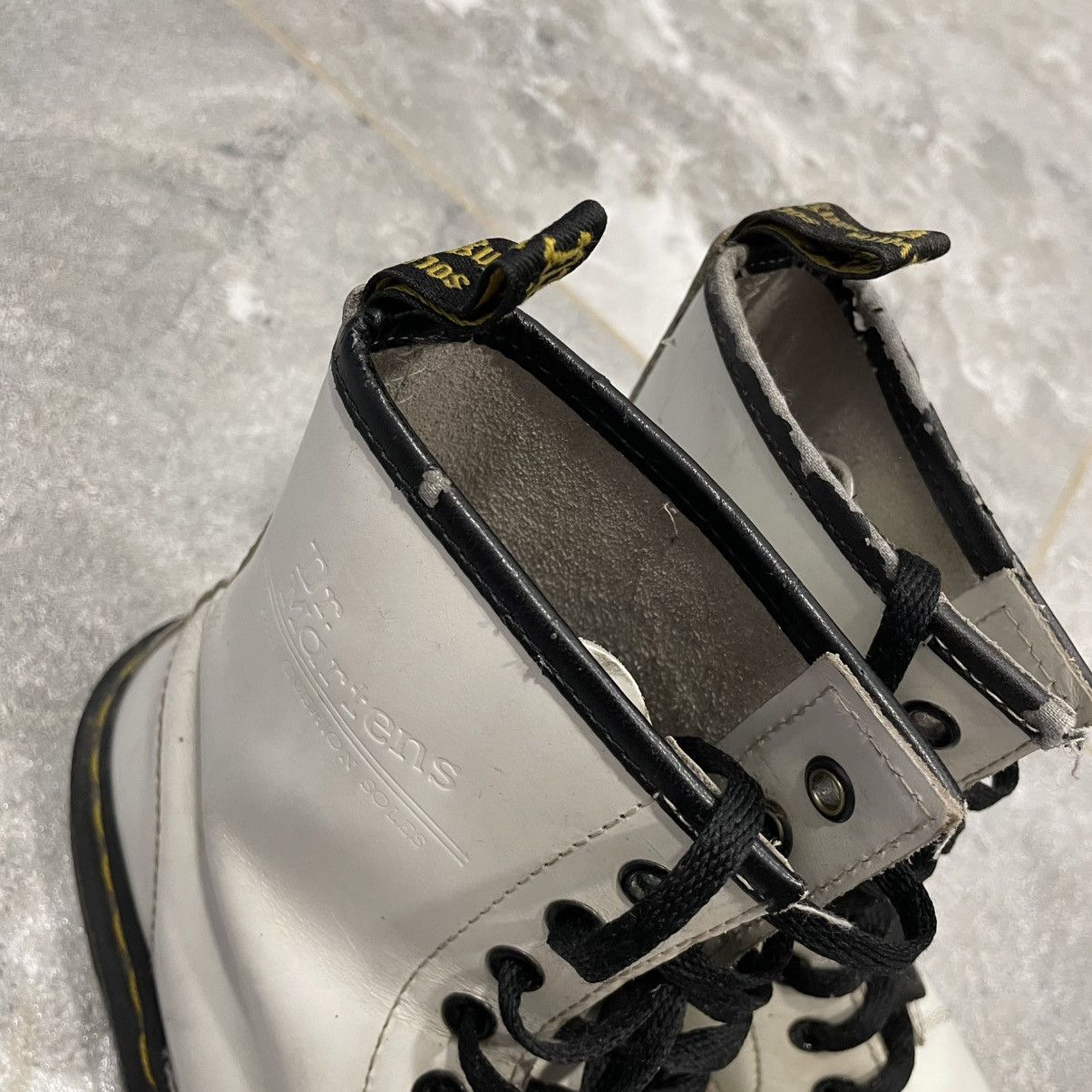 Dr. Martens Dr Martens boots white shoes sneakers high rock punk goth Size US 8 / IT 38 - 8 Thumbnail