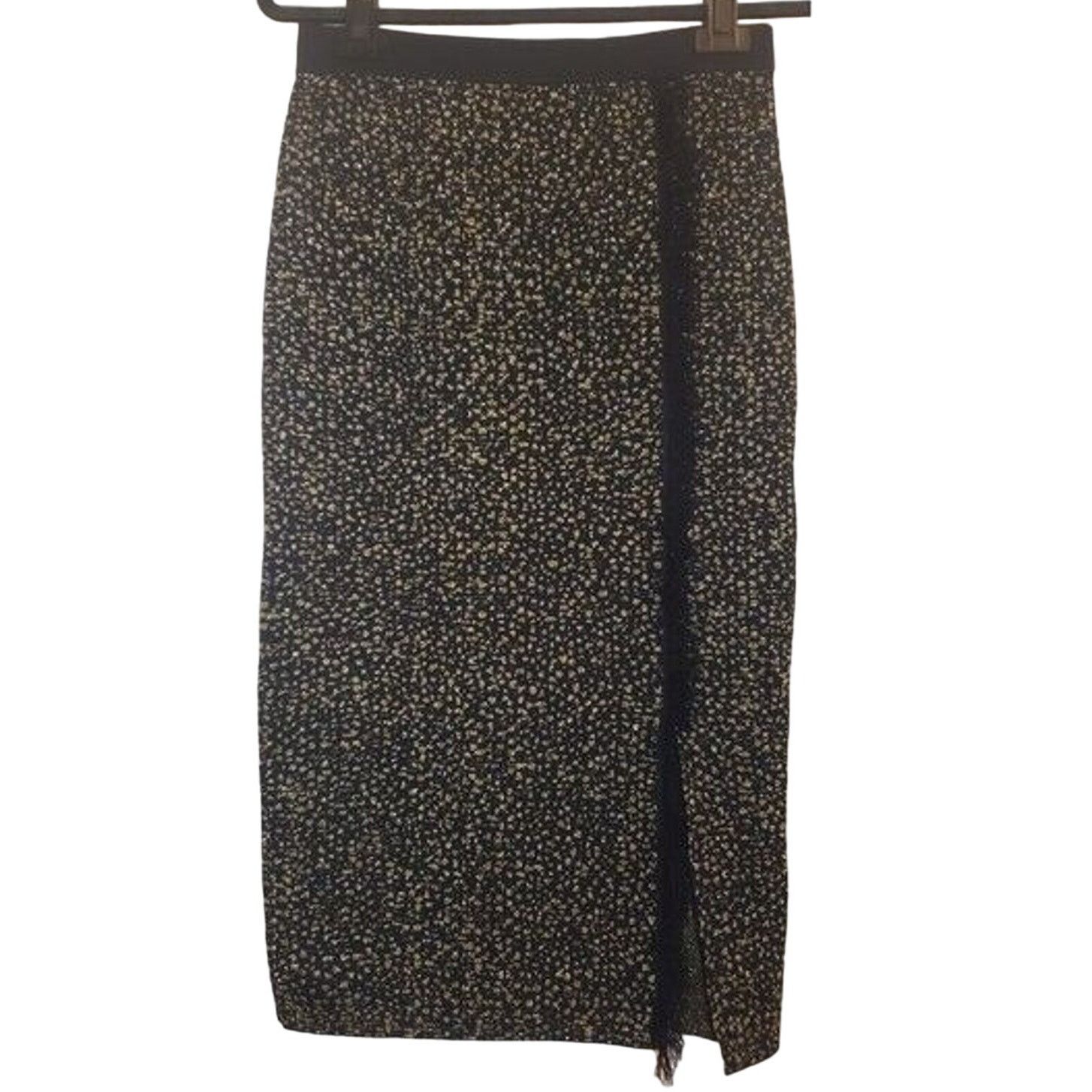 Essentiel Antwerp New Essentiel Antwerp Fringed Jacquard Pencil Skirt SIZE 6 Size 28" / US 6 / IT 42 - 1 Thumbnail