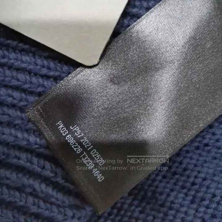 Balenciaga Balenciaga SS22 Logo Crewneck Sweater for Men. Size US S / EU 44-46 / 1 - 3 Thumbnail