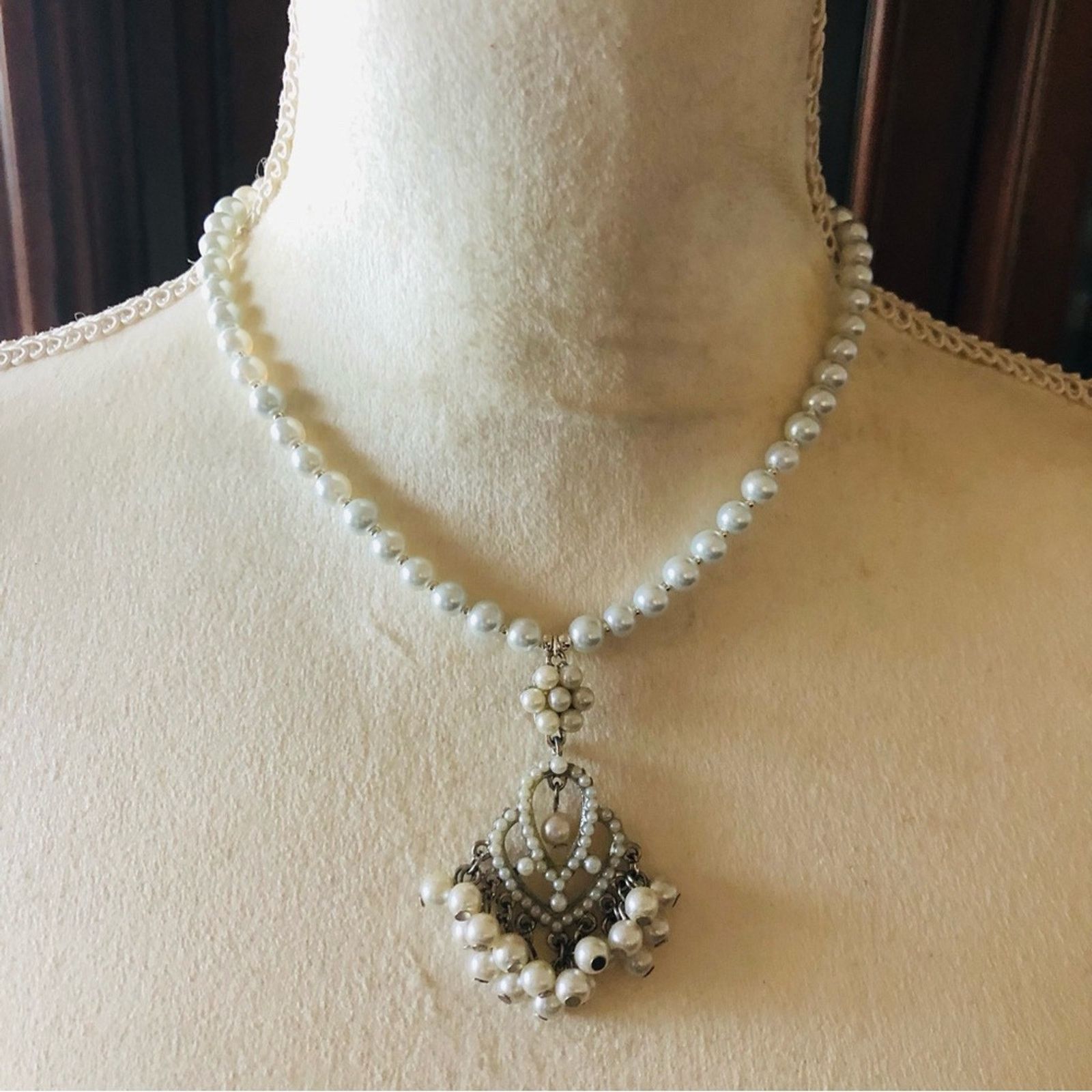 Handmade Handcrafted repurpose faux pearl chandelier Pearl necklace Size ONE SIZE - 2 Thumbnail