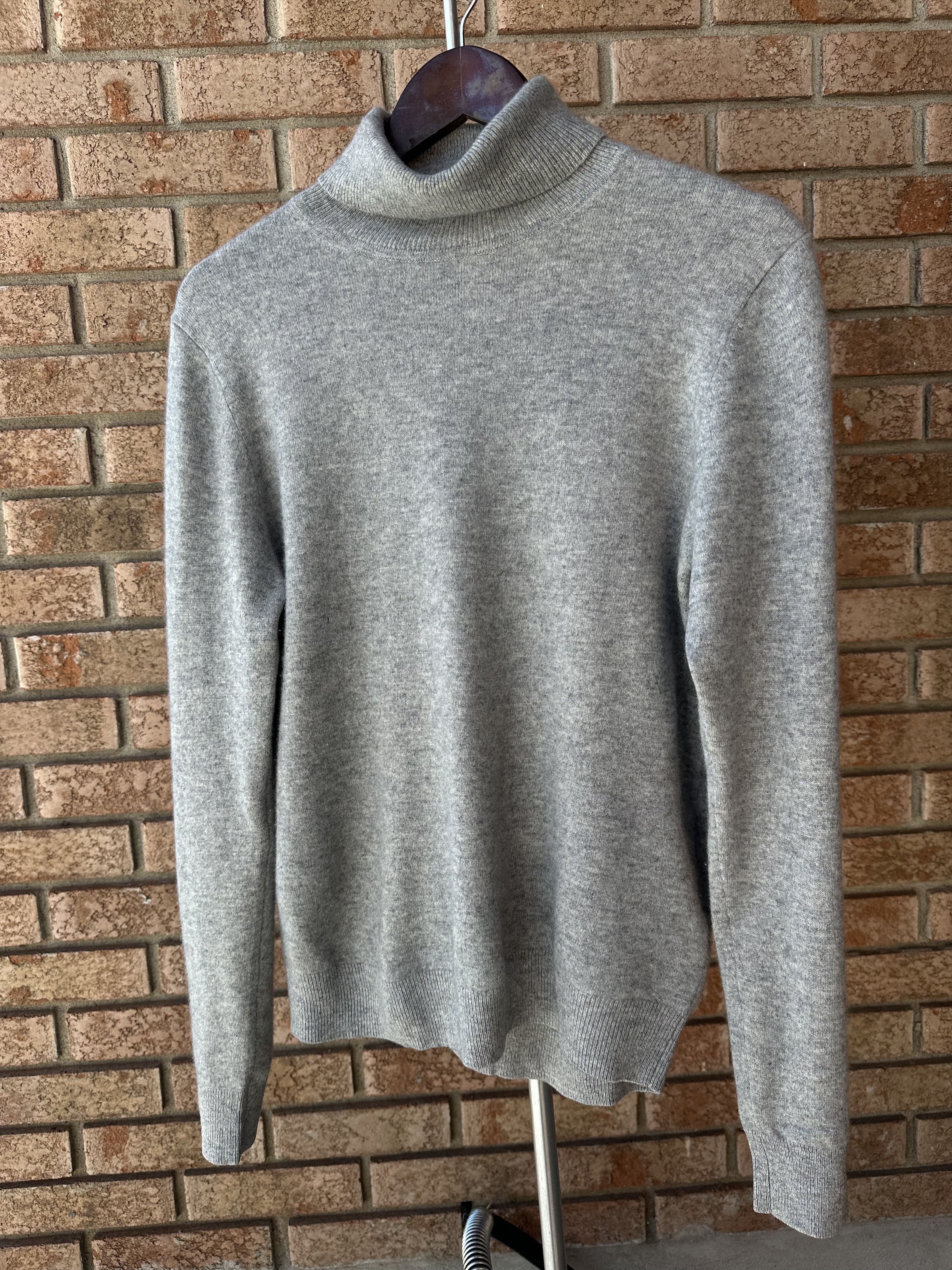 Uniqlo Cashmere Turtleneck Size US M / EU 48-50 / 2 - 1 Thumbnail