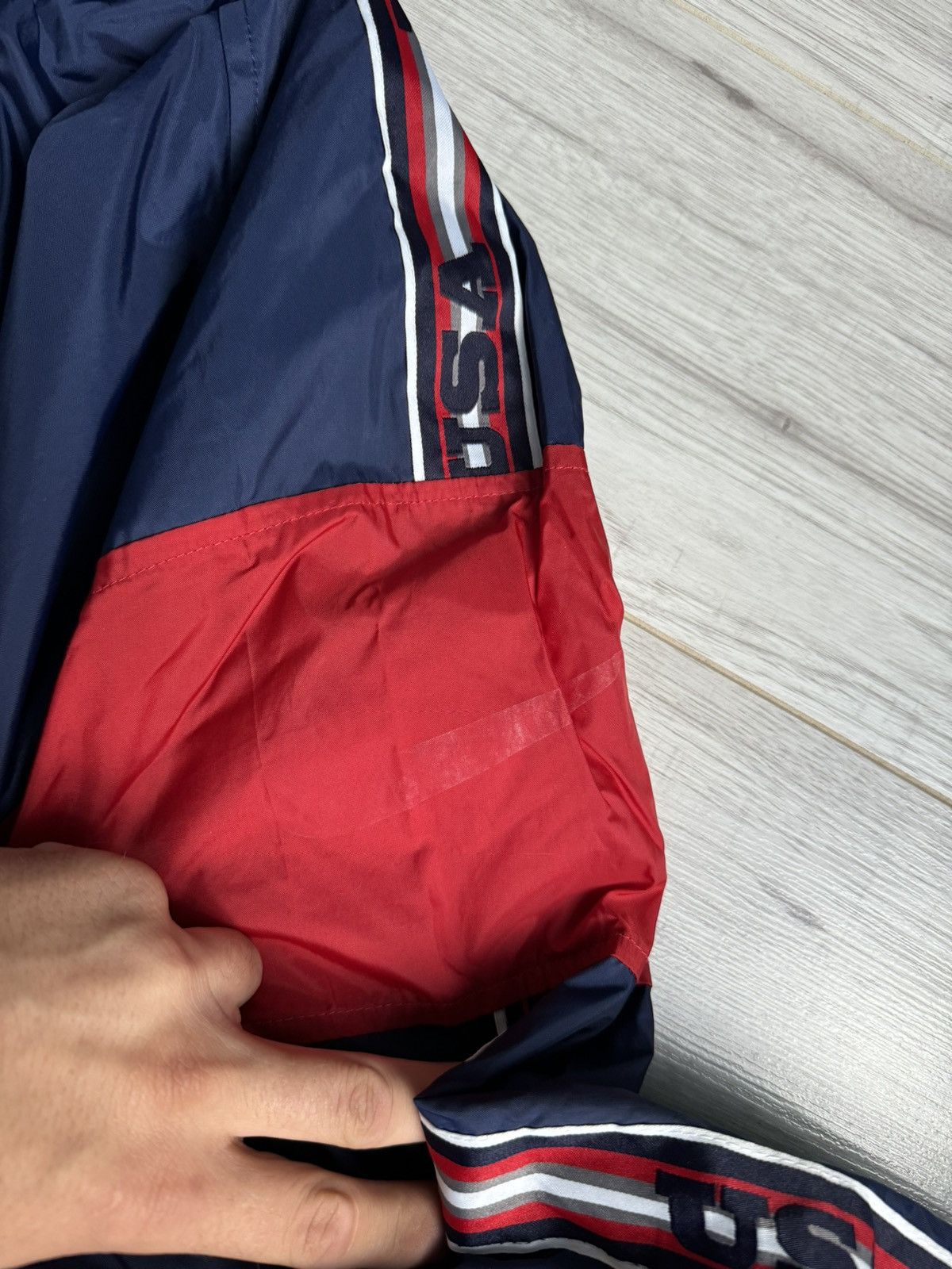 Nike × Vintage Vintage Nike USA Logo Oversized Nylon Jacket Size US L / EU 52-54 / 3 - 5 Thumbnail