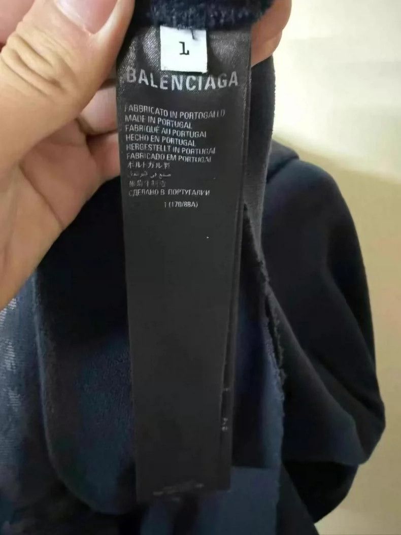 Balenciaga Balenciaga Mud Dyed Battle Zip Hoodie Jacket Size US S / EU 44-46 / 1 - 4 Thumbnail