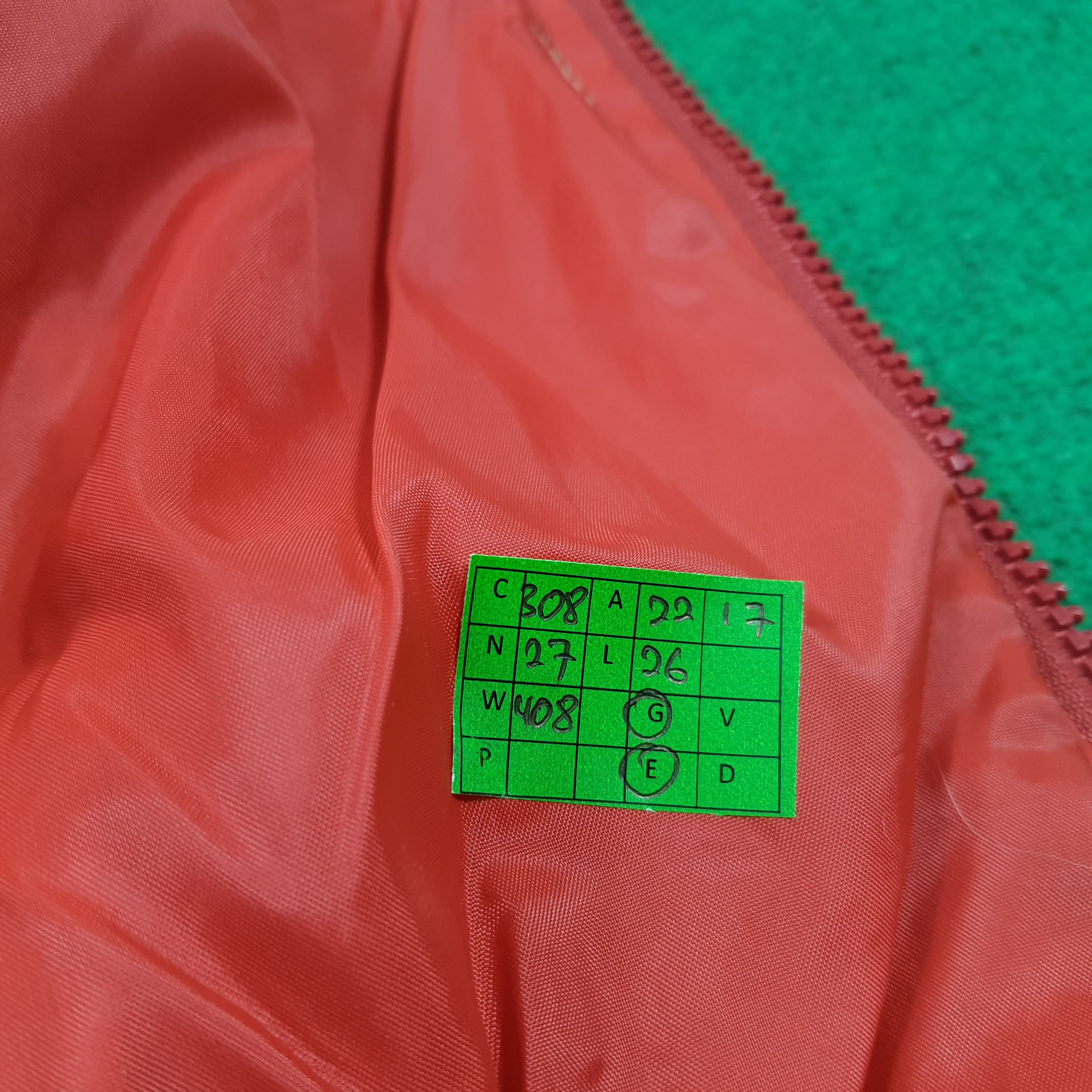 Japanese Brand Vintage KAWASAKI Team Japan Motors Sports Vests C308N27 Size US M / EU 48-50 / 2 - 7 Thumbnail