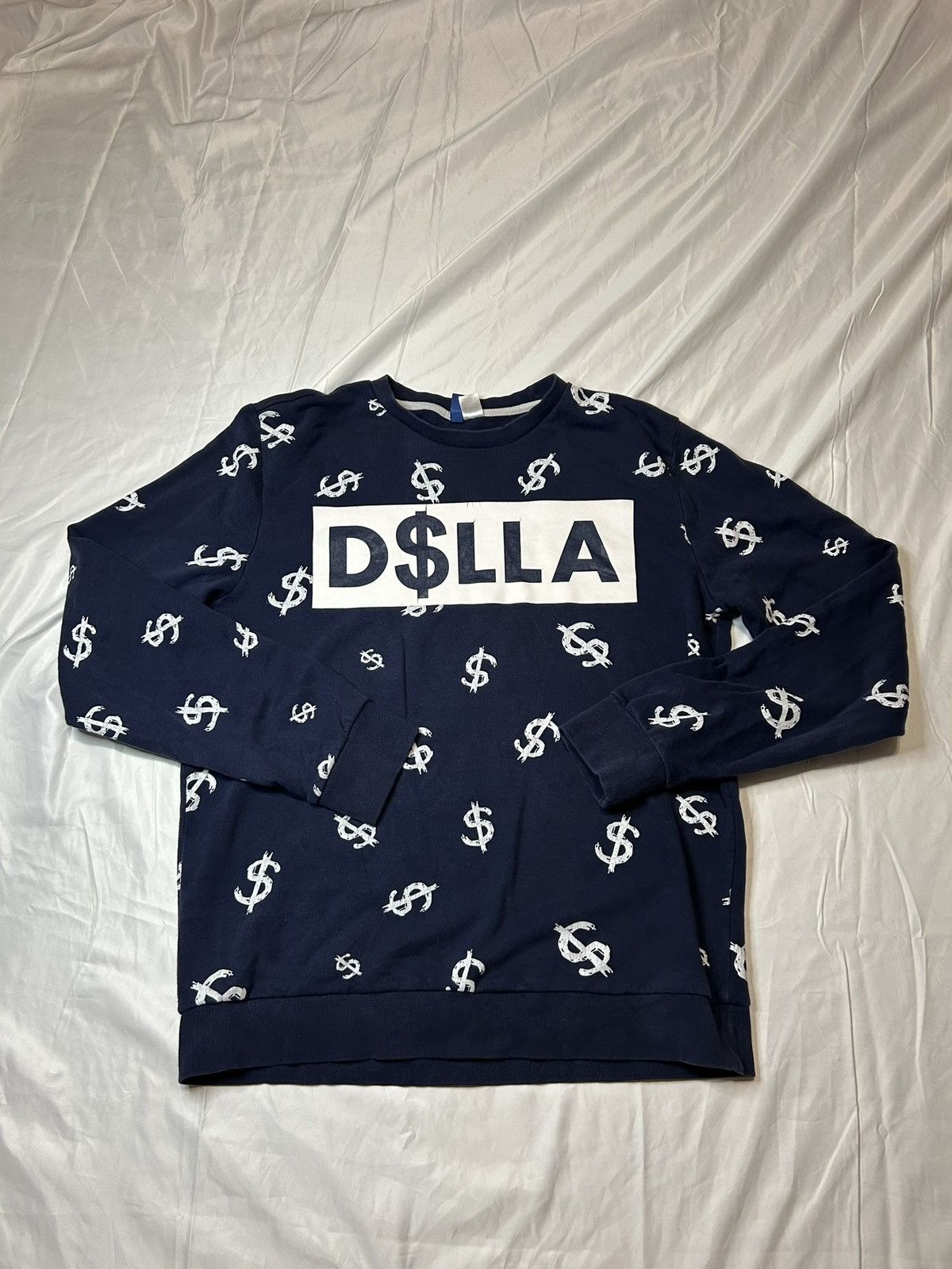 H&M NAVY N WHITE D$LLA CREWNECK SWEATSHIRT Size US L / EU 52-54 / 3 - 1 Thumbnail