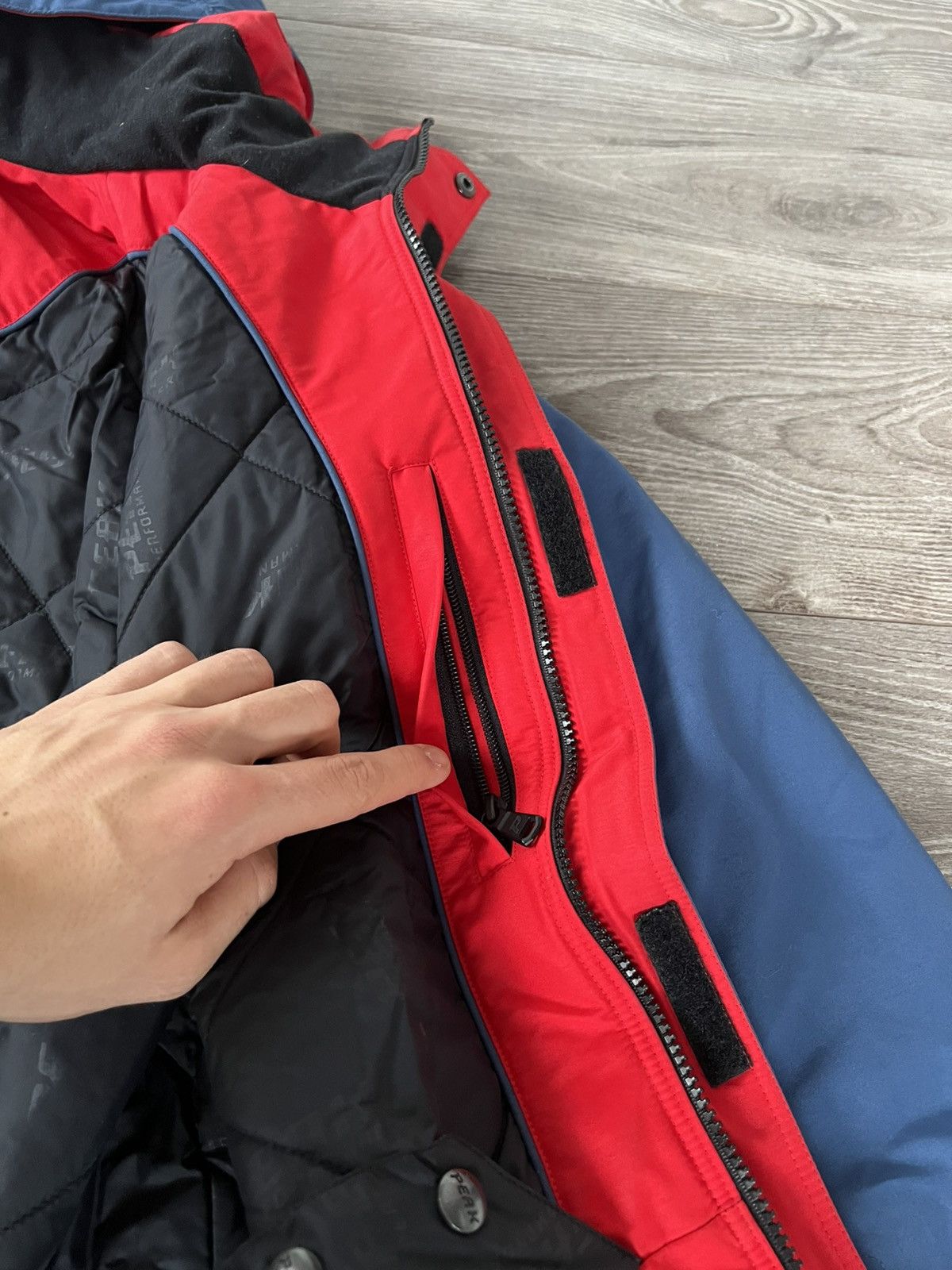 Goretex × Peak Performance ‼️Peak Performance Gore-Tex GTX Thermolite Active Jacket‼️ Size US L / EU 52-54 / 3 - 21 Thumbnail