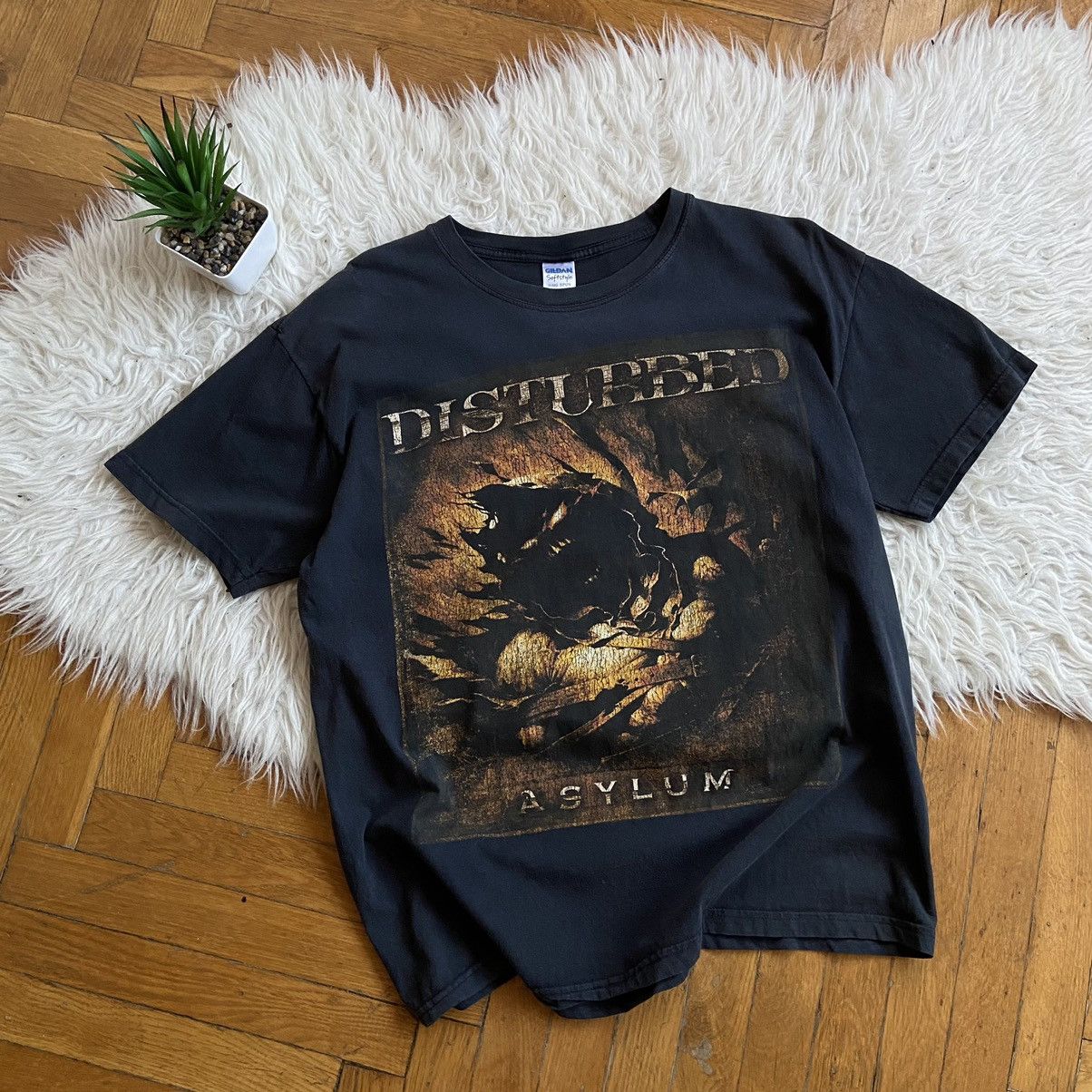 Band Tees 📌 Disturbed Asylum Rock Tour Faded T-Shirt Size US L / EU 52-54 / 3 - 1 Thumbnail