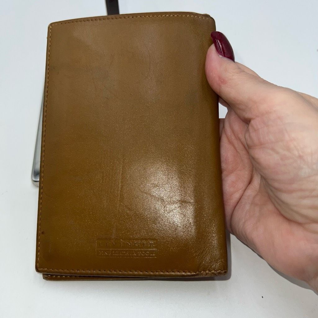 Levenger Fine Leather Tools Bi Fold Wallet
