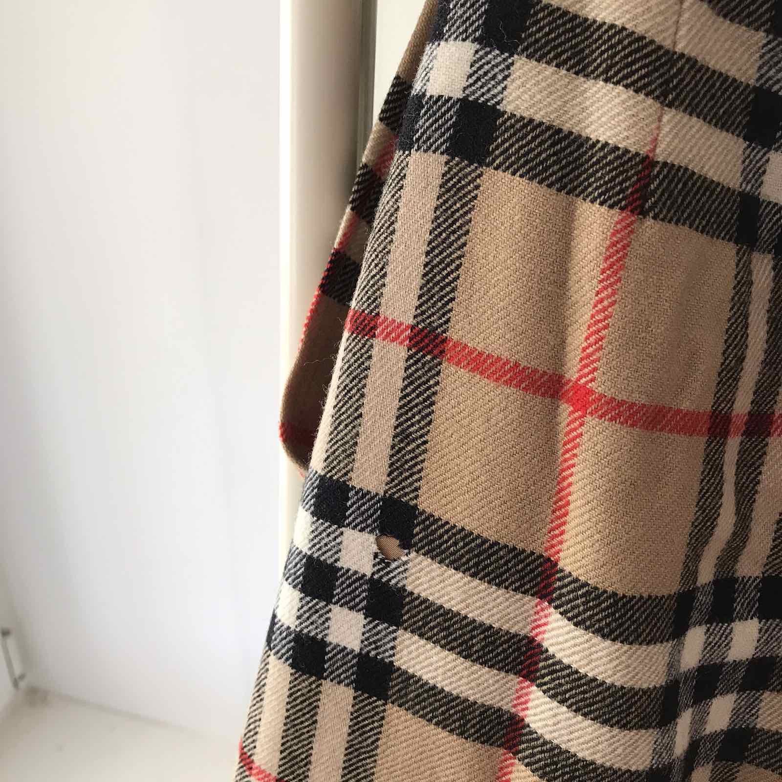 Burberry Vintage Burberrys Nova Check Beige Stretch Pleated Skirt Size 34" / US 12 / IT 48 - 5 Thumbnail
