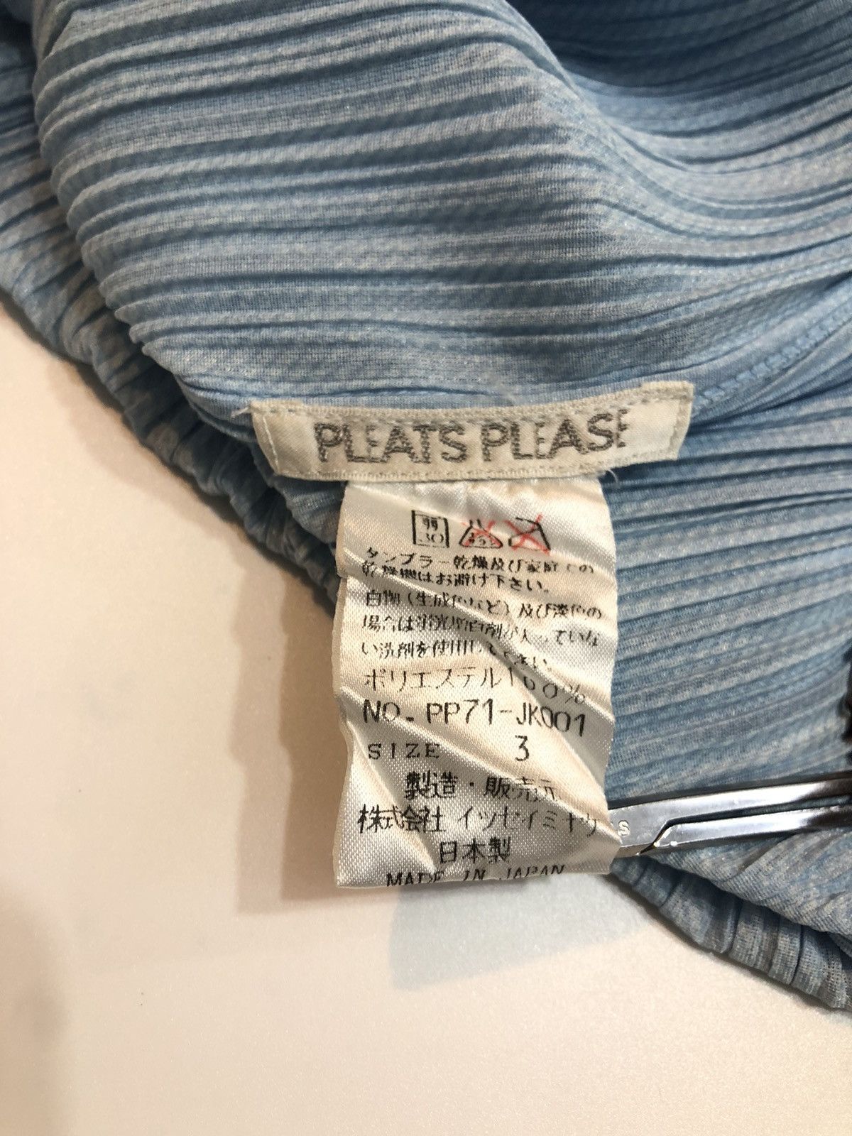 Pleats Please Issey Miyake Pleats Please by Issey Miyake Longsleeves Size S / US 4 / IT 40 - 3 Thumbnail