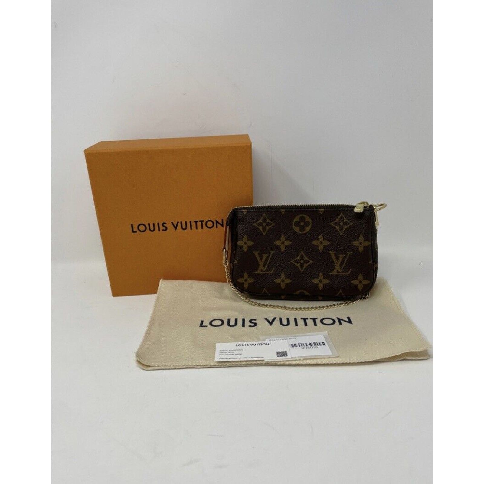 Louis Vuitton Louis Vuitton Mini Pochette Accessoires Monogram Size ONE SIZE - 5 Thumbnail