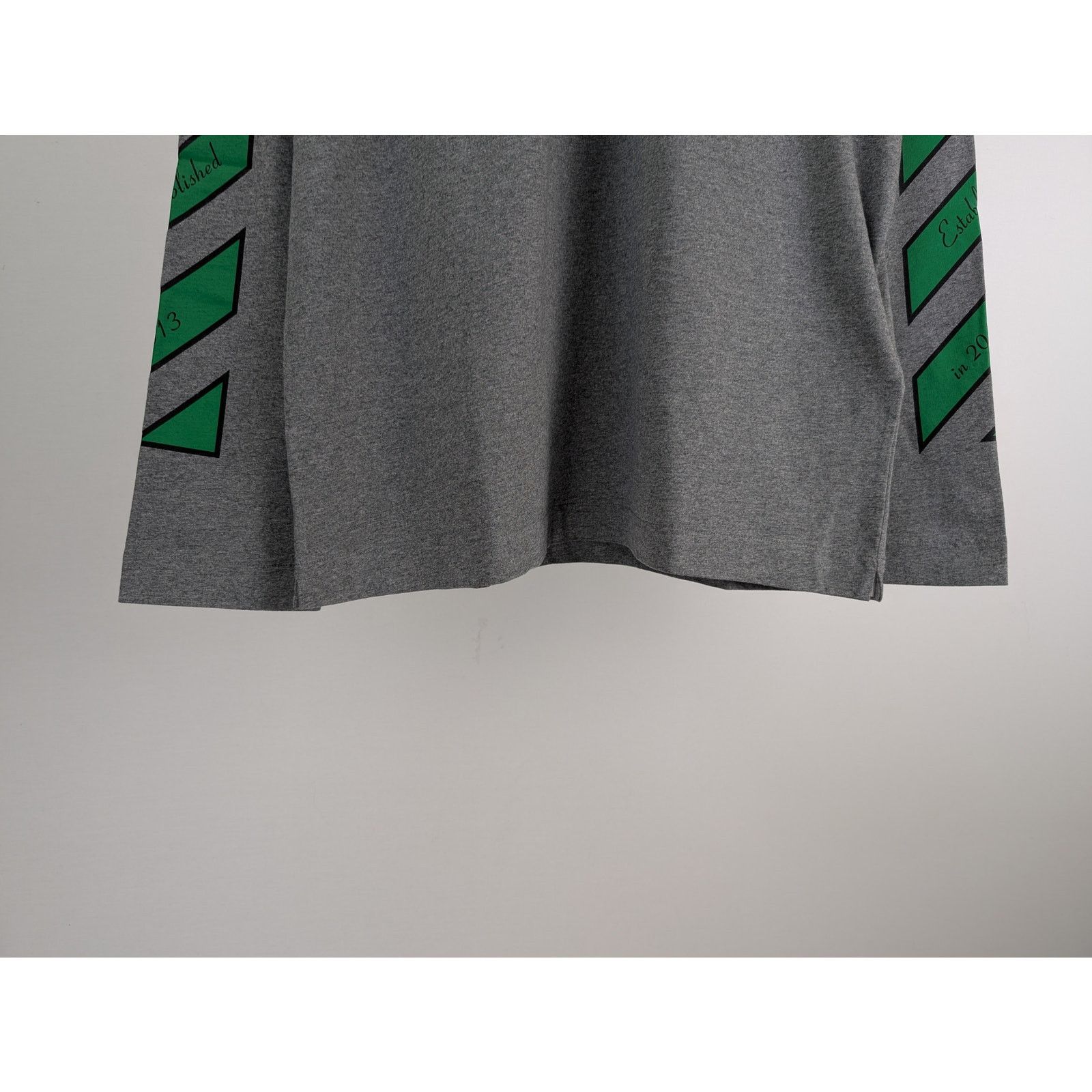 Off-White o1rshd1 23 Varsity Skate Long Sleeve Tee T-Shirt in Grey Size US XXL / EU 58 / 5 - 4 Thumbnail