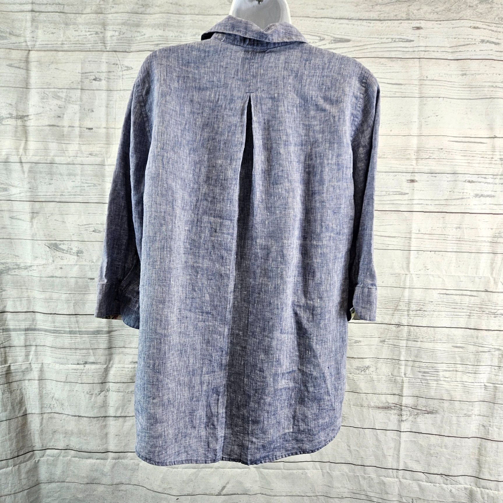 Vintage Chico's Womens No Iron Button Front Shirt Sz Medium Blue 3/4 Sleeve Linen Button-Up Shirt Womens Medium Blue 3/4 Sleeve Chico's Size M / US 6-8 / IT 42-44 - 5 Thumbnail