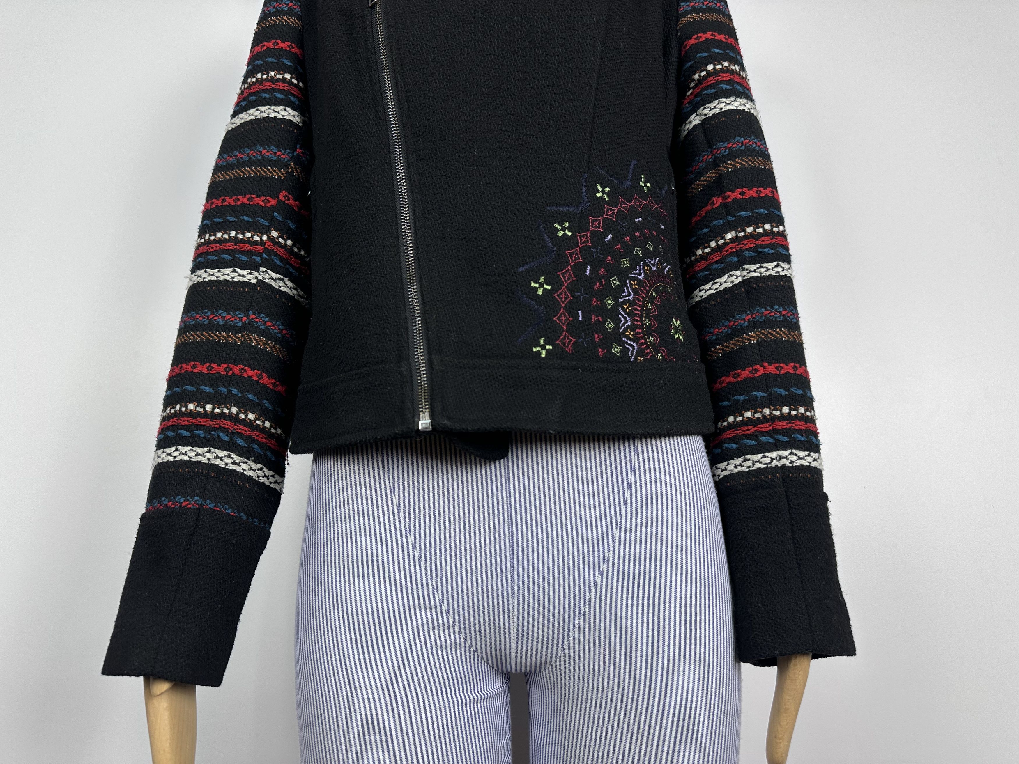 Desigual Desigual Coat Women’s Black Short Line Geometric Zip Size 36 Size XS / US 0-2 / IT 36-38 - 4 Thumbnail