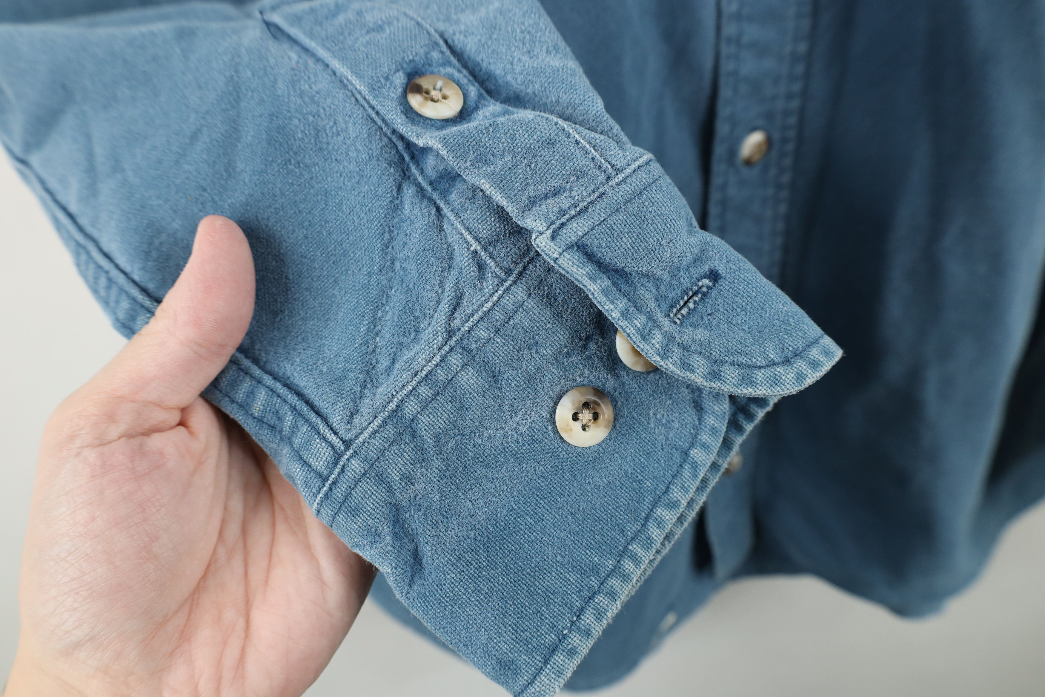 Cabelas Vintage 90s Cabelas Chamois Cloth Button Shirt Blue Size US L / EU 52-54 / 3 - 7 Thumbnail